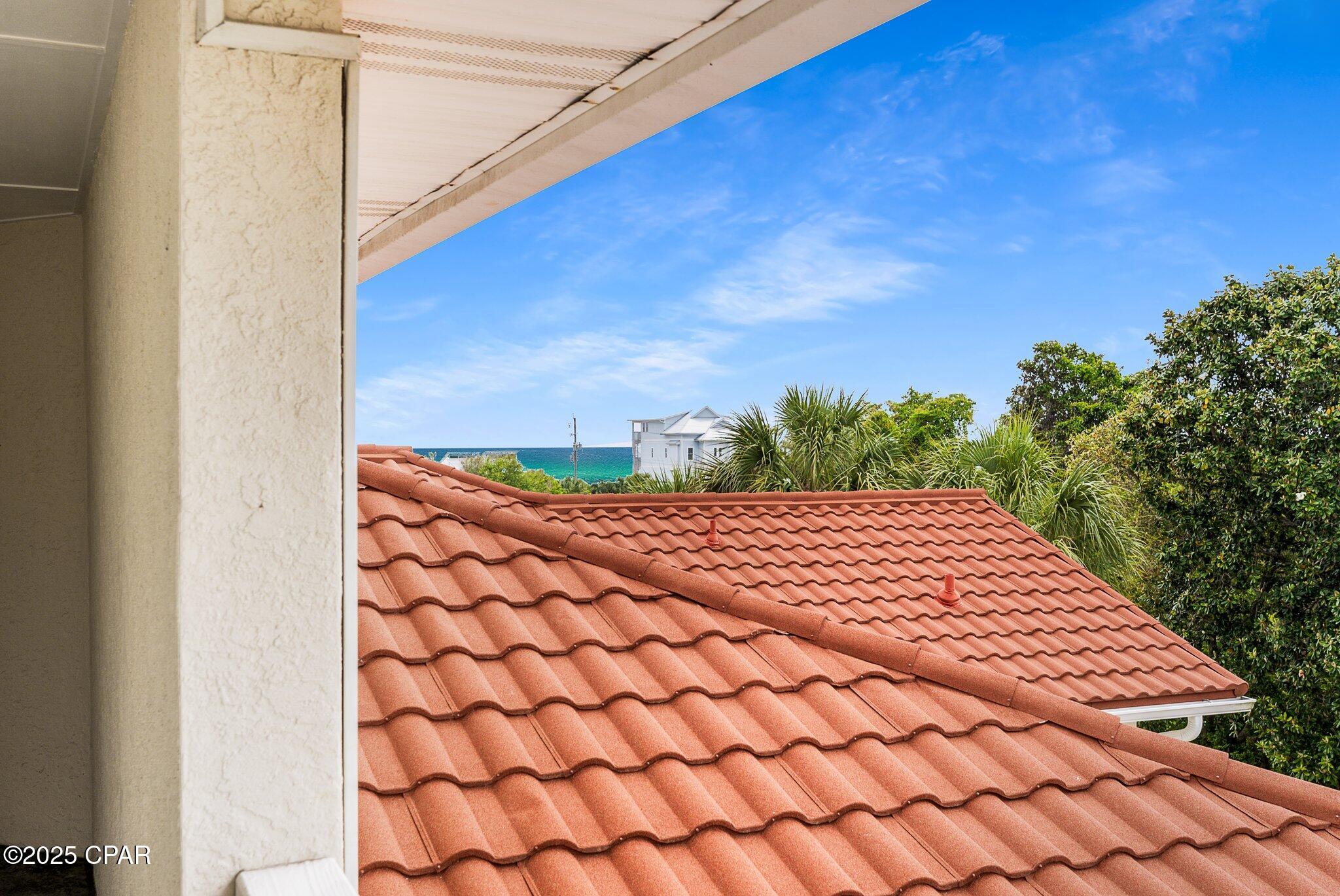 _q8yy8ox4rh6sch5sxhn2i19sgysak6eyn5zif_tas8