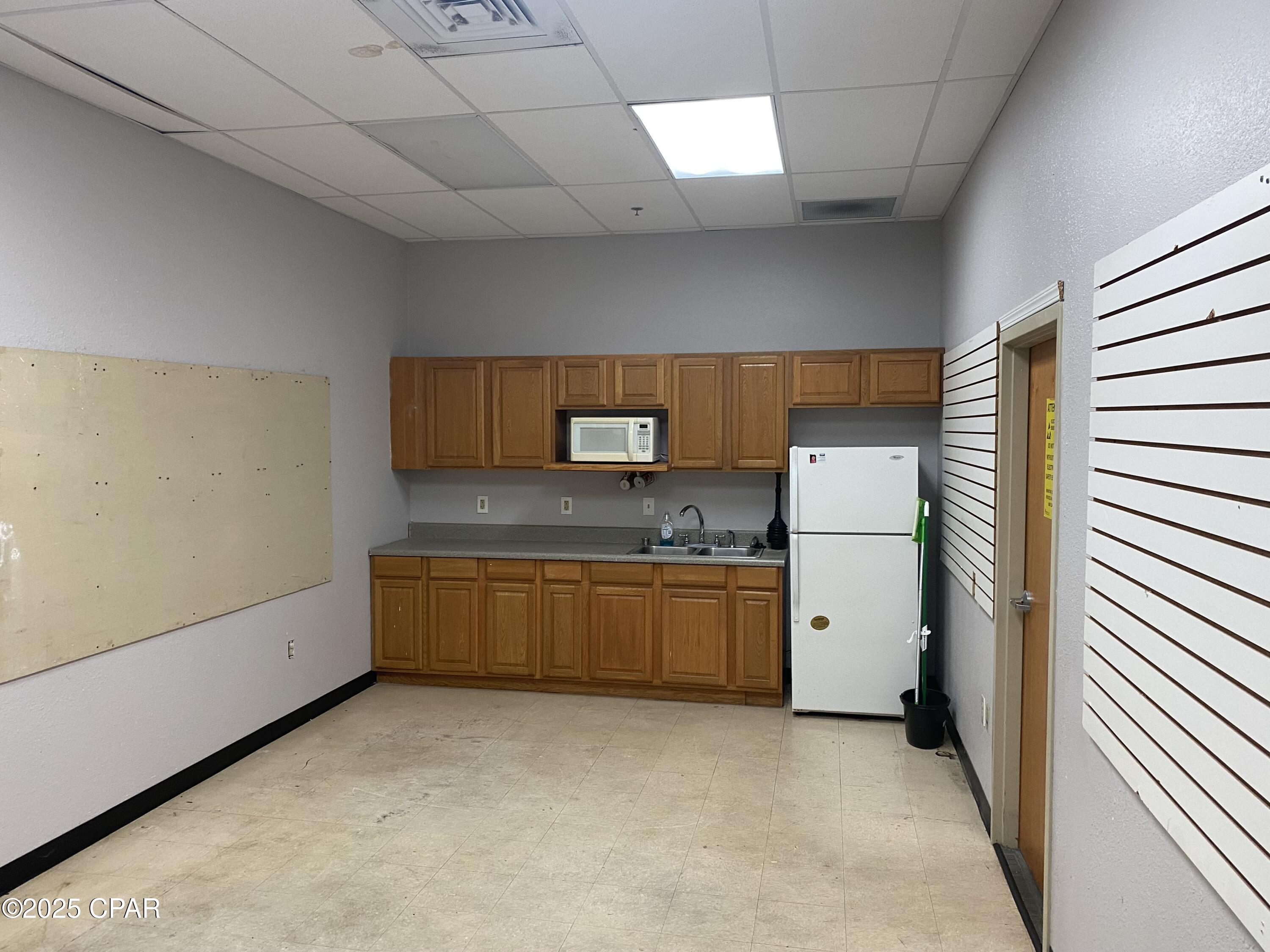 Trkjurmbnevyoeu1ukhyzs6ddlcn4ehj7igt59nizjq