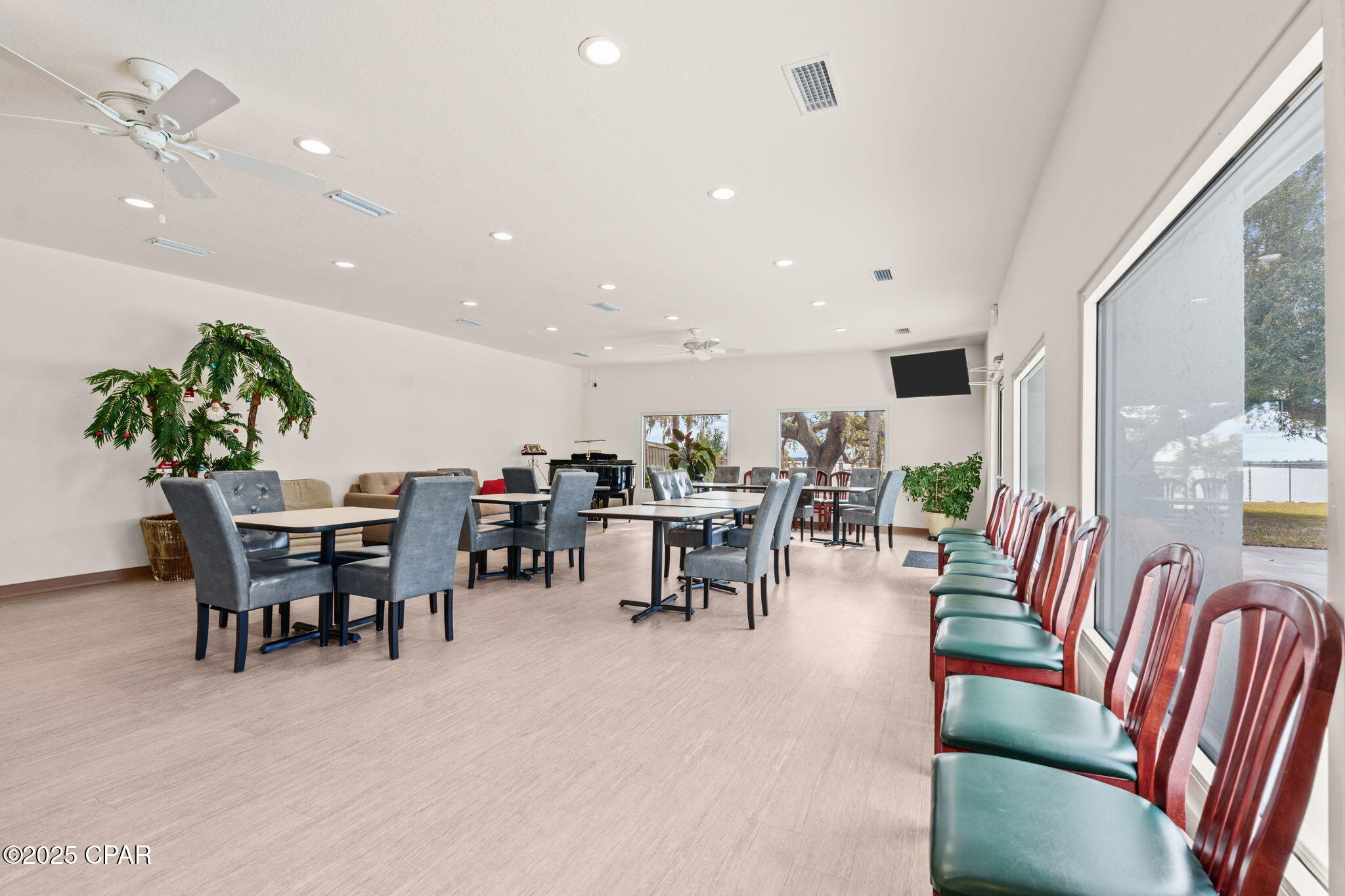 Dqe Xywkpmh53z3fyipxuhmke7fhnbmxzidobzj3ymq