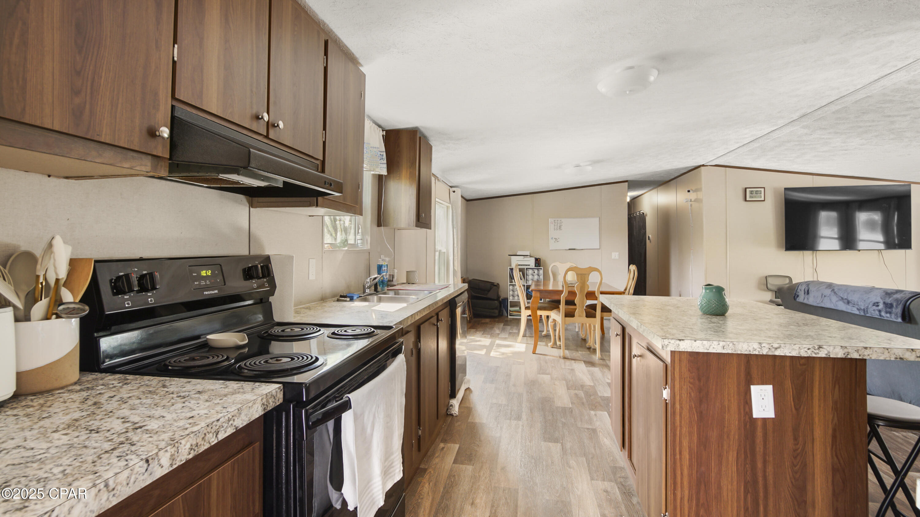 Lft7ohq0gwzses5tdivezhl4rz4itgyaiiio3akbots