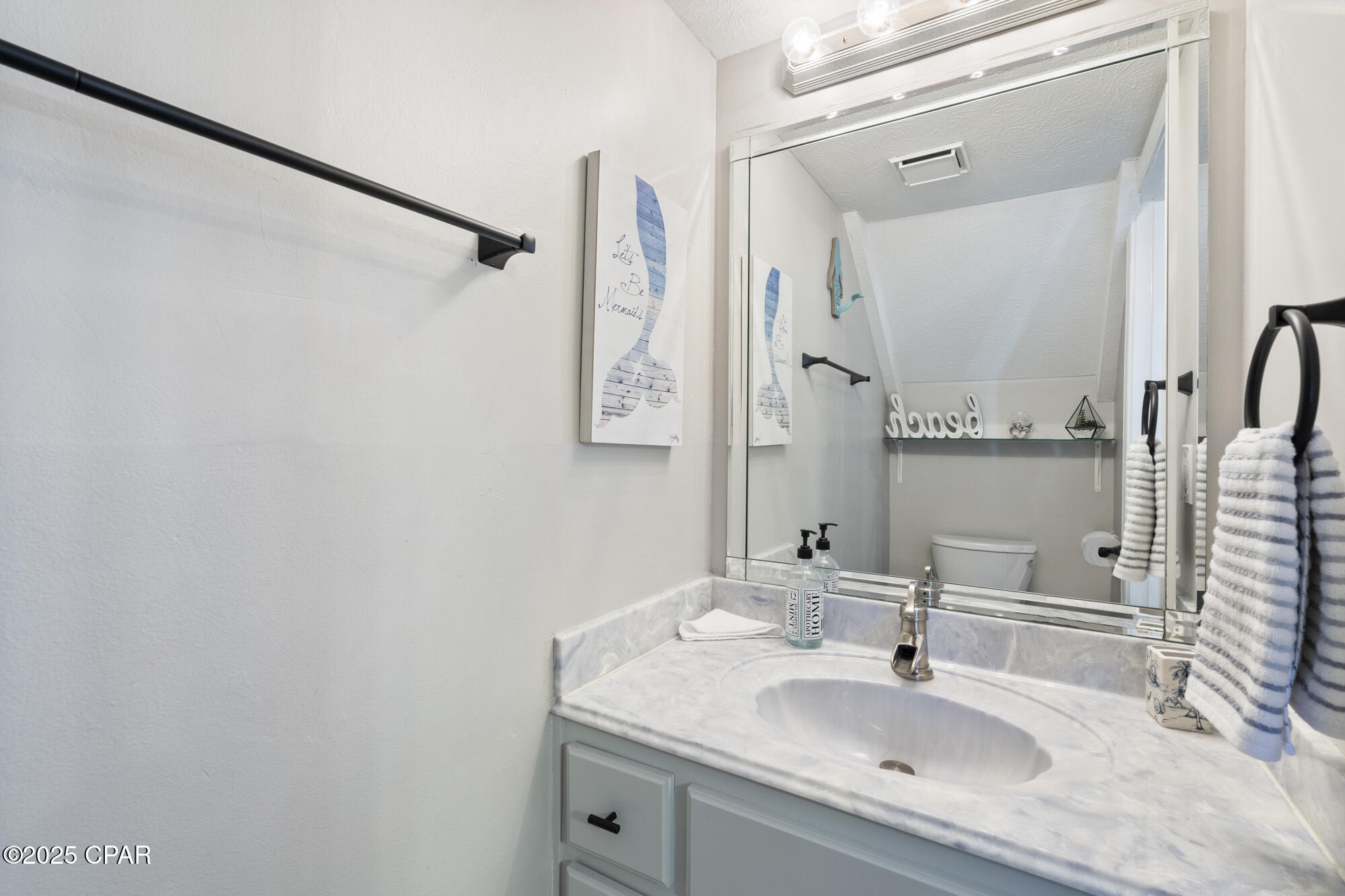 J38olhxpy7nhb499nn Az_deoth73hkfrda9y5zst80