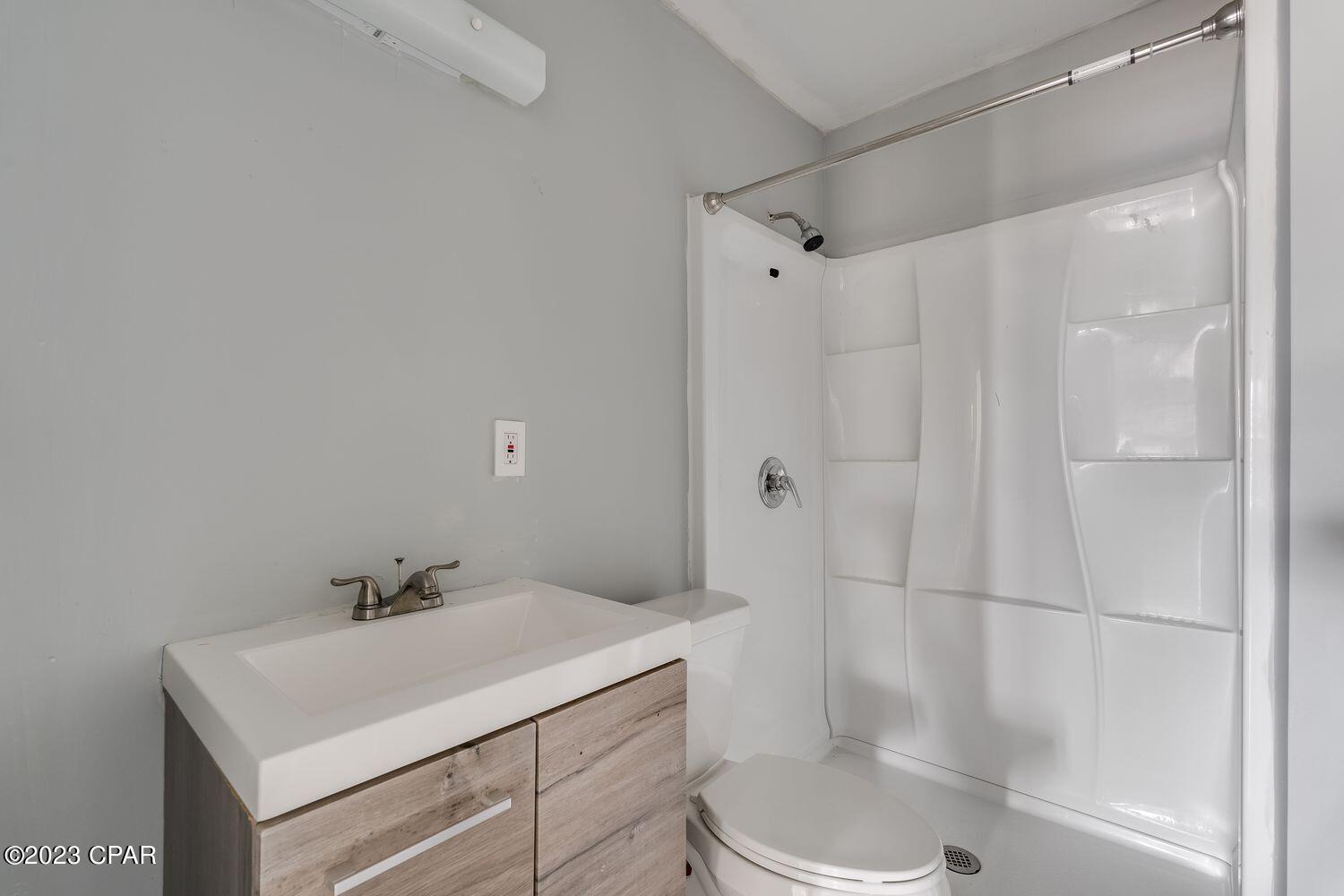 Uj1au9y9dvpruea9otr3a5cnabrwmlazplh7jmiaz4i