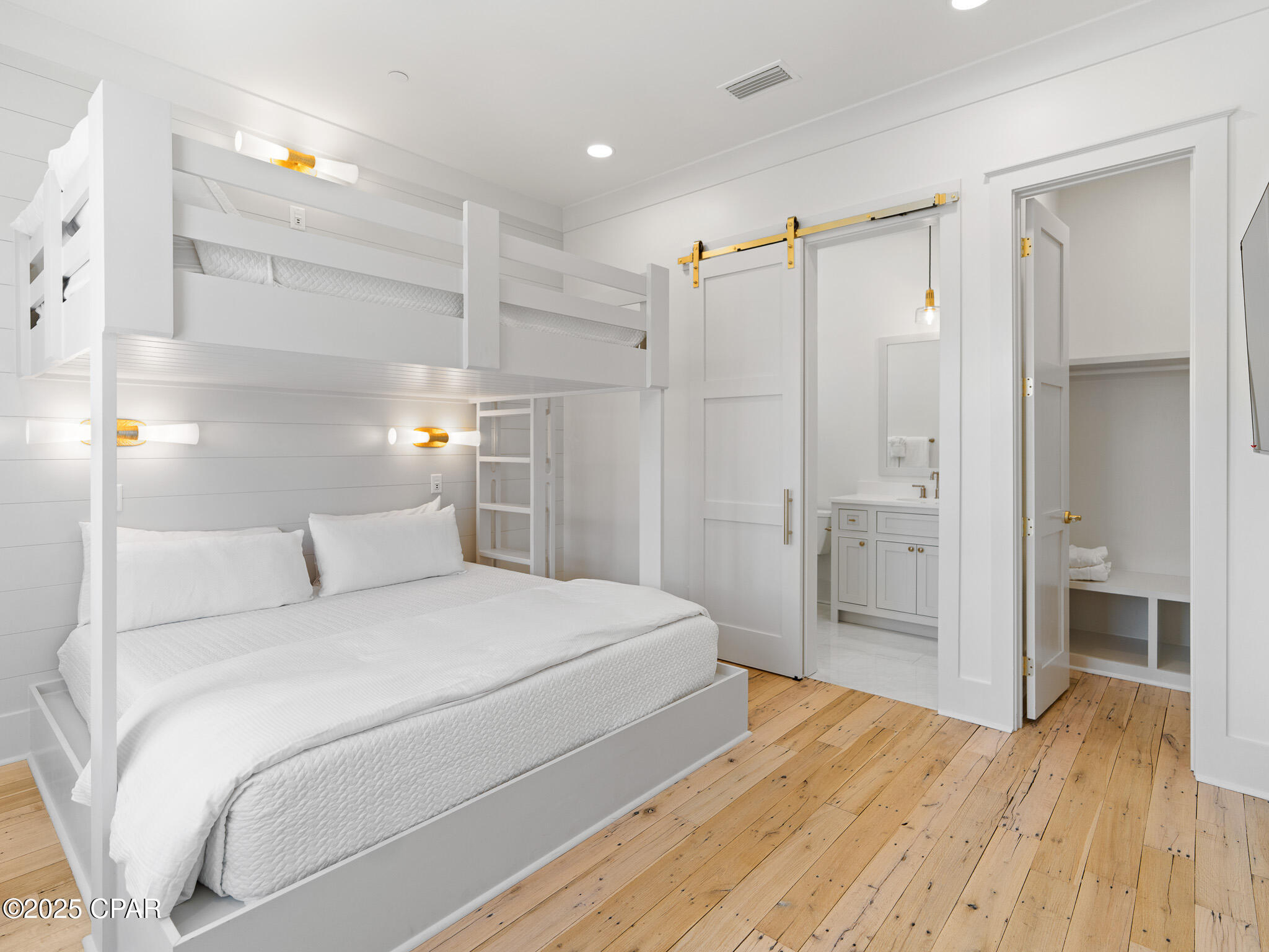 0_nx2p7ixsacn_vfmsopb5lvdn6k9twogm92hlsv9io