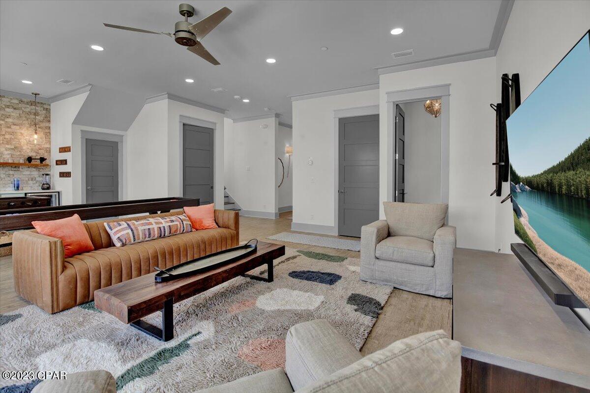 Ibcqzn51w0s3f16dptuioodkpitufaneofue71rqs_a