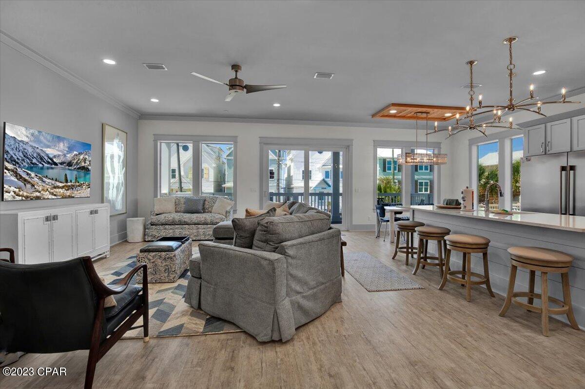 7jff0ivnnn8xtusj3owdfwec9xcoriaimut9z1eppkg