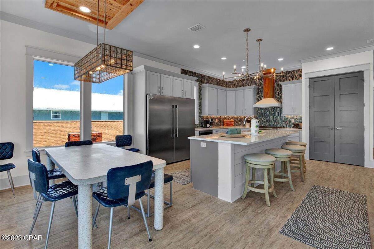 T_riqn8yr181v8mnmikud7_pllaf9jnoo0n7m Iqvja