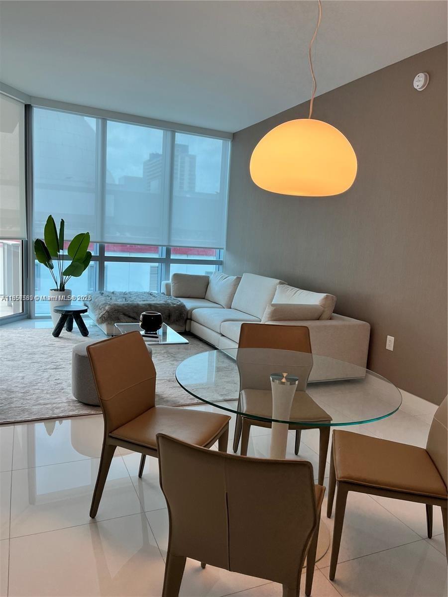 Condo for Rent in Miami, FL