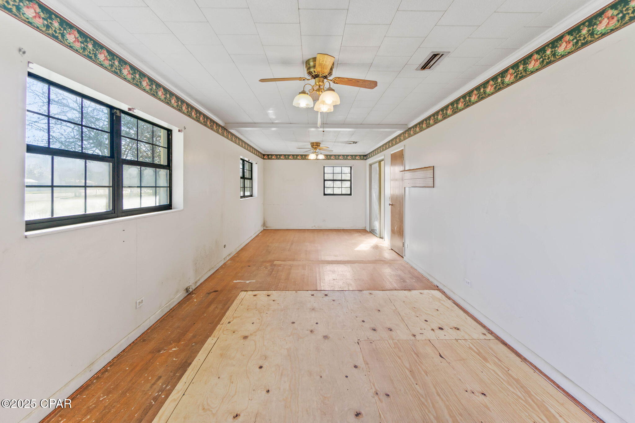 9djzf3gzllaqtauy Aqjw7hvoigbbk9aaj_kpxbbn4k