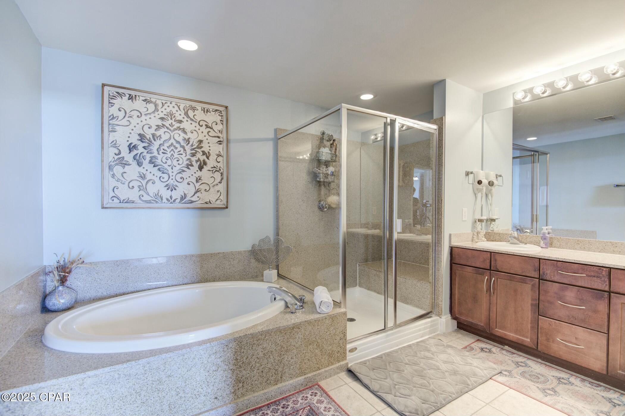 Nutzcg58fayipgnmx45r7zhhp2fmhhkbl9dqng3lf7s