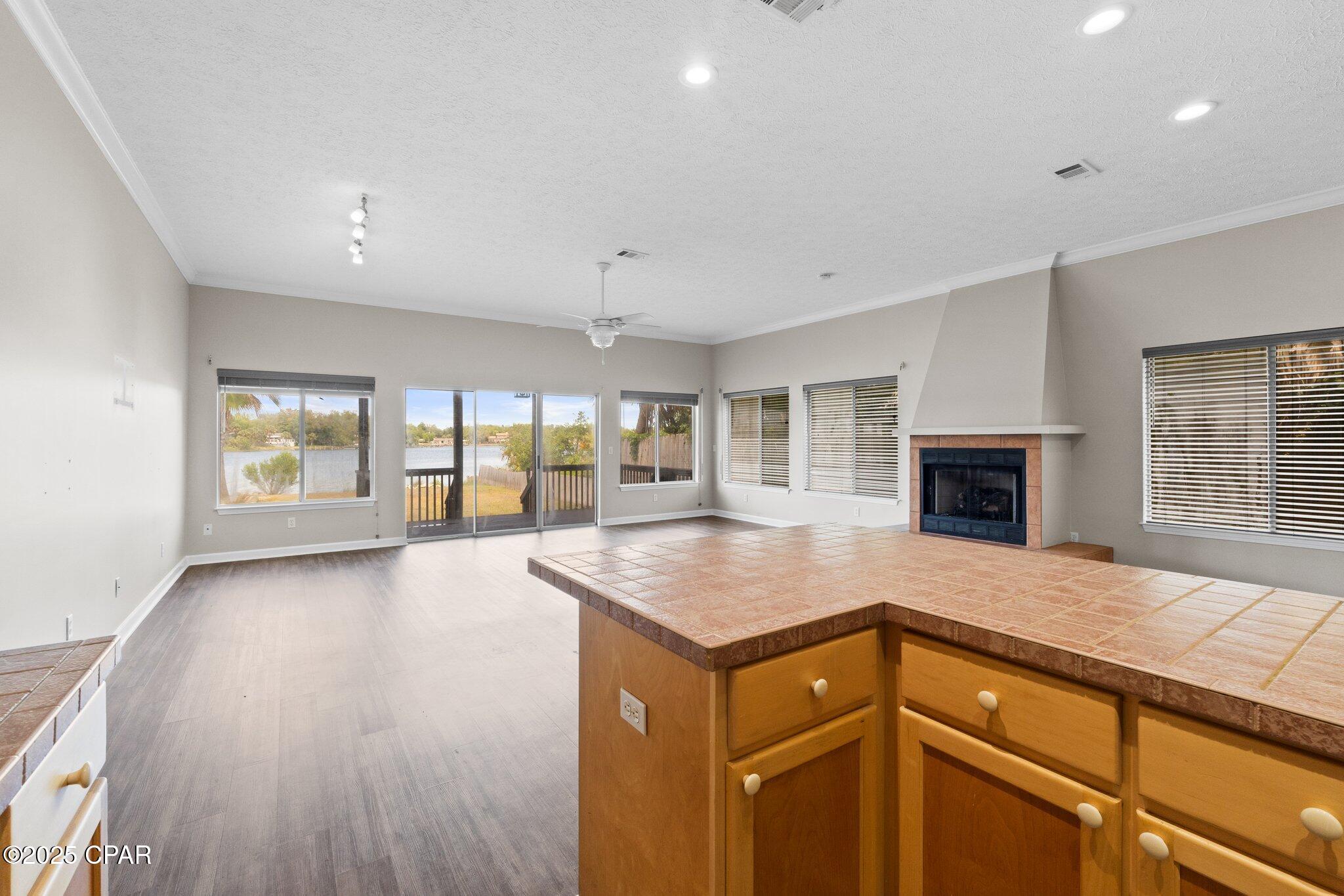 Image 7 For 5116 Blue Harbor Drive