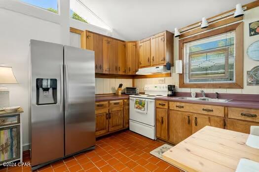 Image 9 For 208 3rd Street 1-2