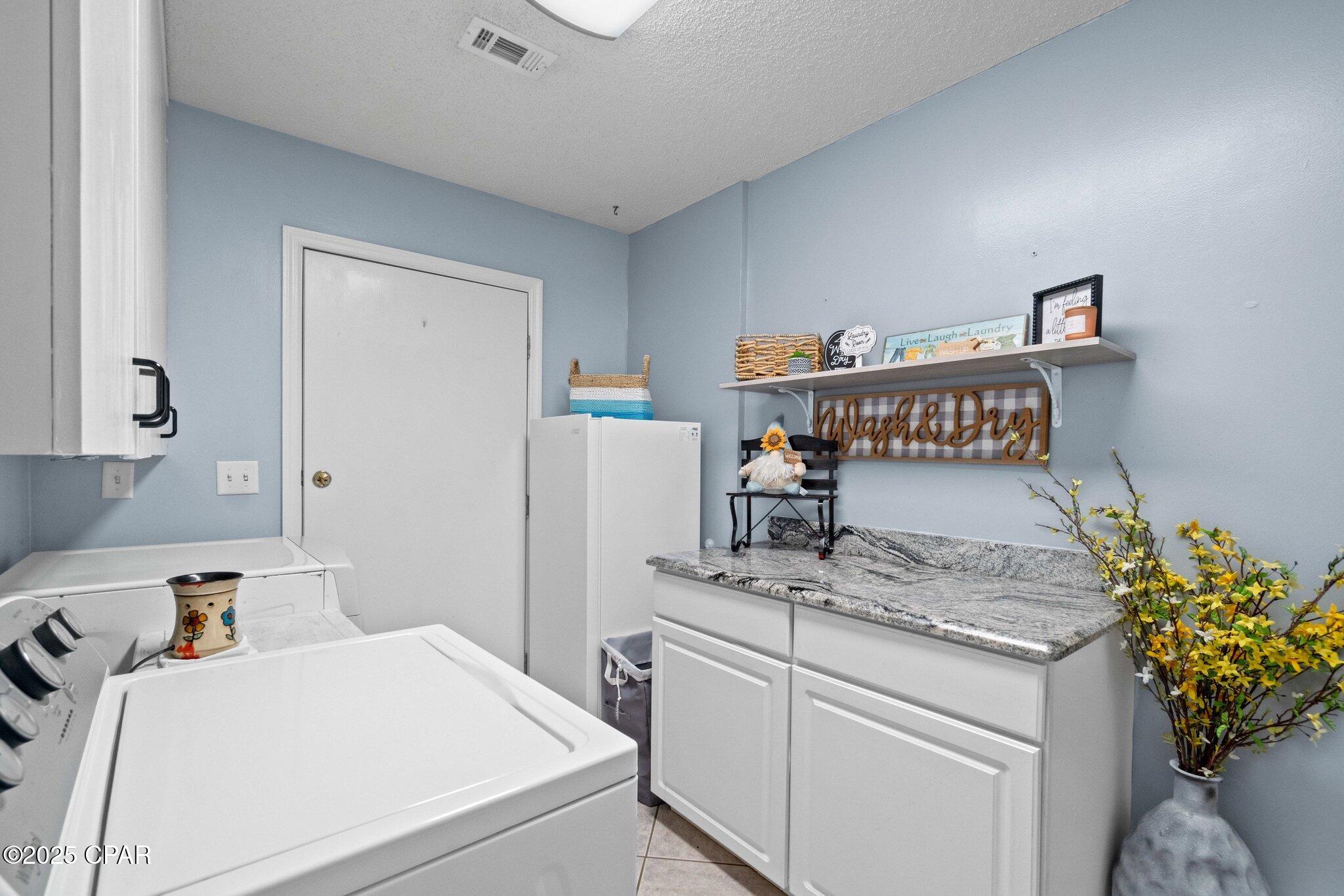 3 Ap83ds_sme1mezgk8kxrh Okegcn8jeu7s1u9ziyw