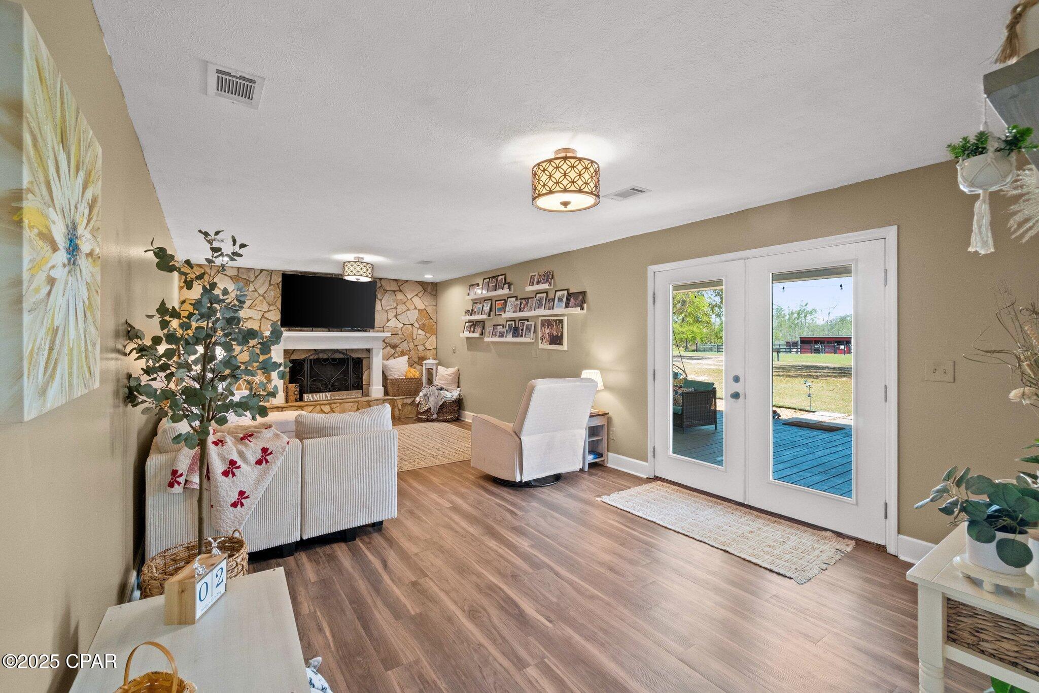 Mq 6tpouyz Vas0f7gdc5xje_kphrx7ccxgpjpswomc