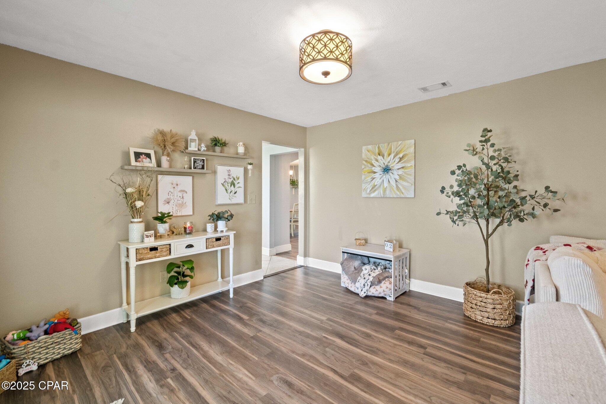 Wcjmnvd 2kqn7qvn0koxbzpivq7vvt9pp0bkyqsxhfo