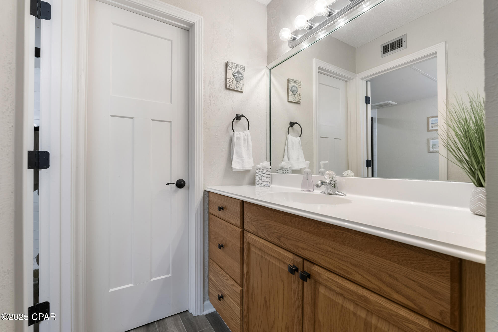 2y2eo3jc_j5ikhizrwufmqab58gzqgzk5ctox5ji4mc