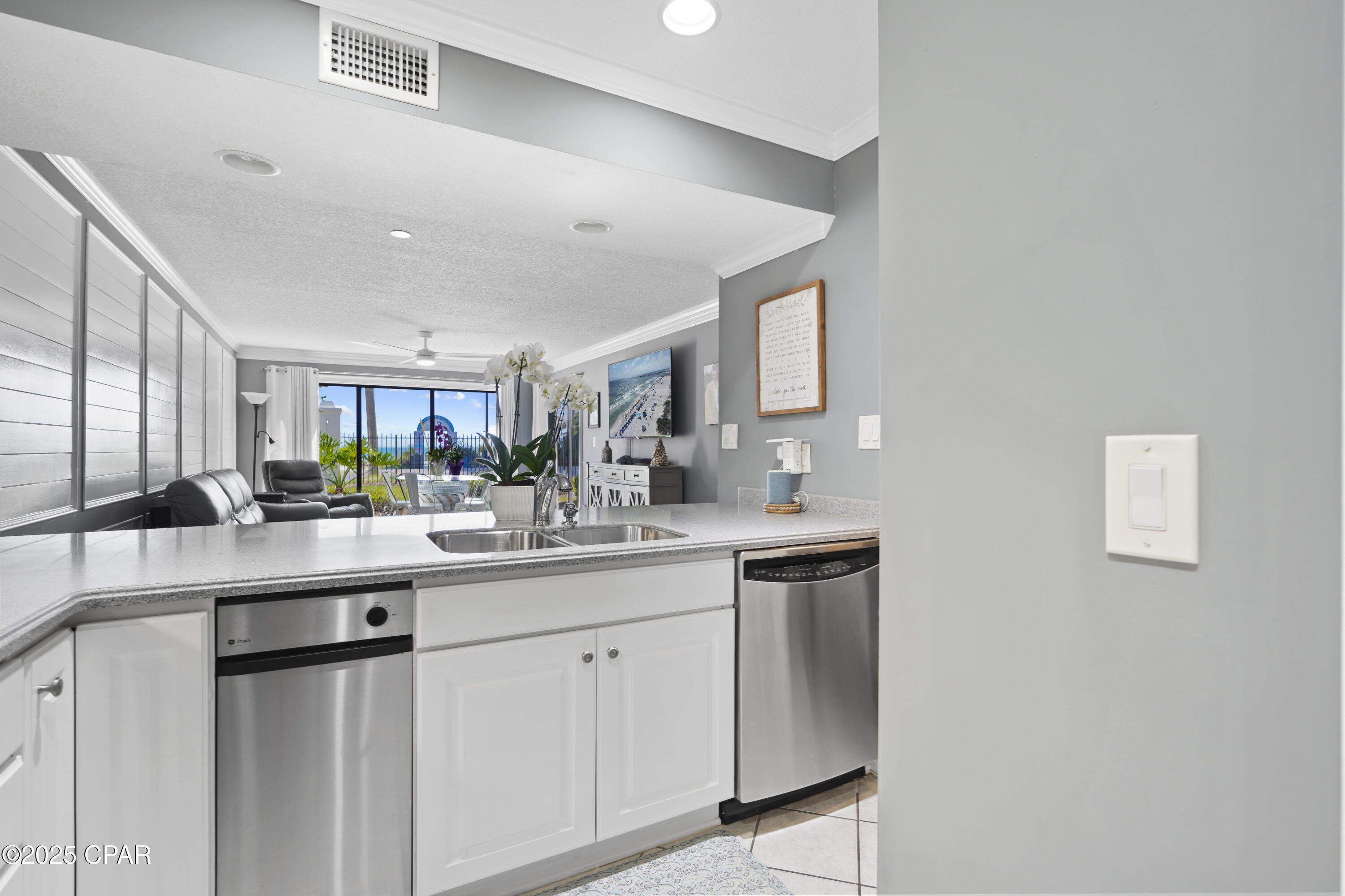 4tkirvv33erpbxjo6jqo7uw1xegxz1ti8jajqjguz1i