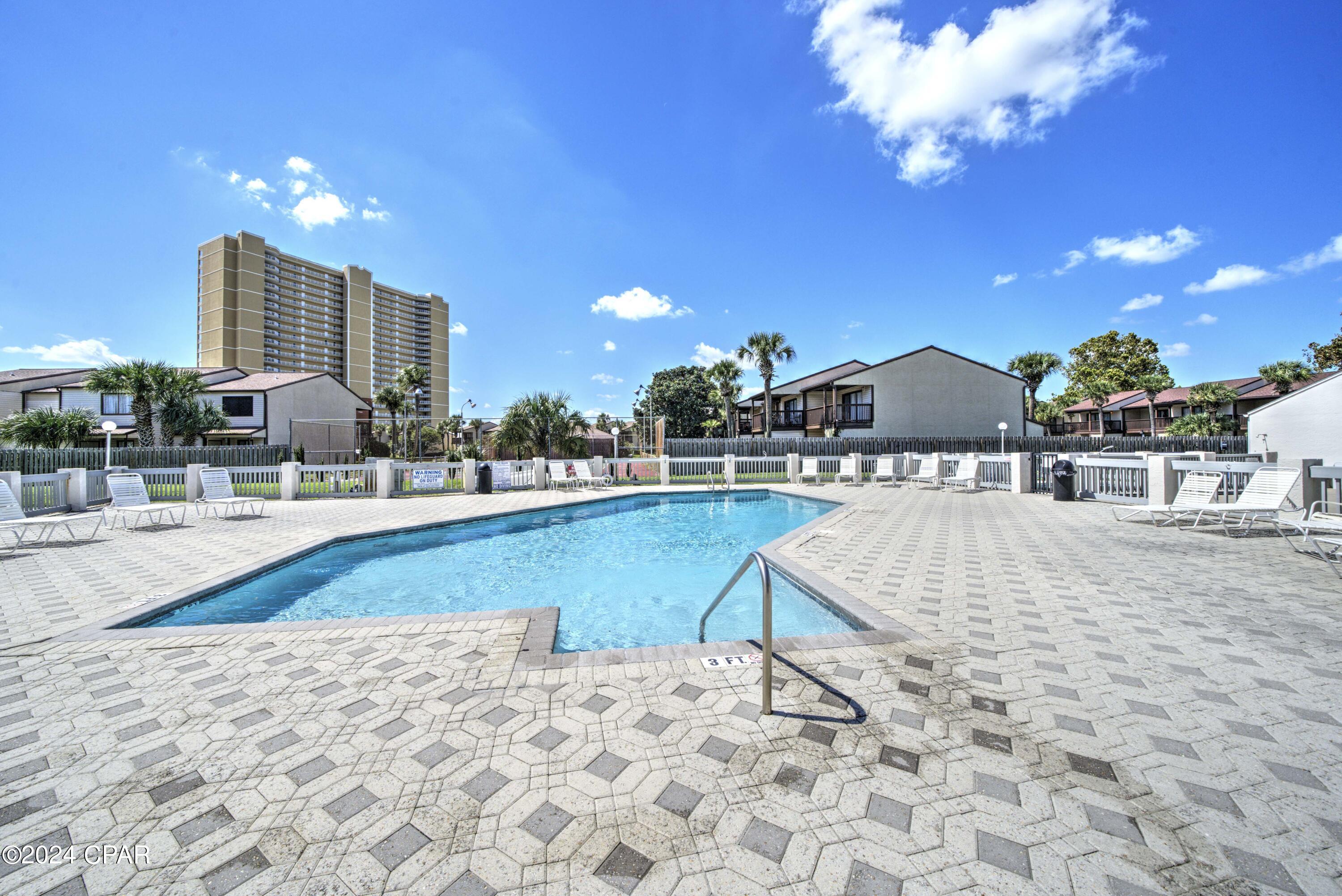 Image 34 For 17614 Front Beach Road 17e