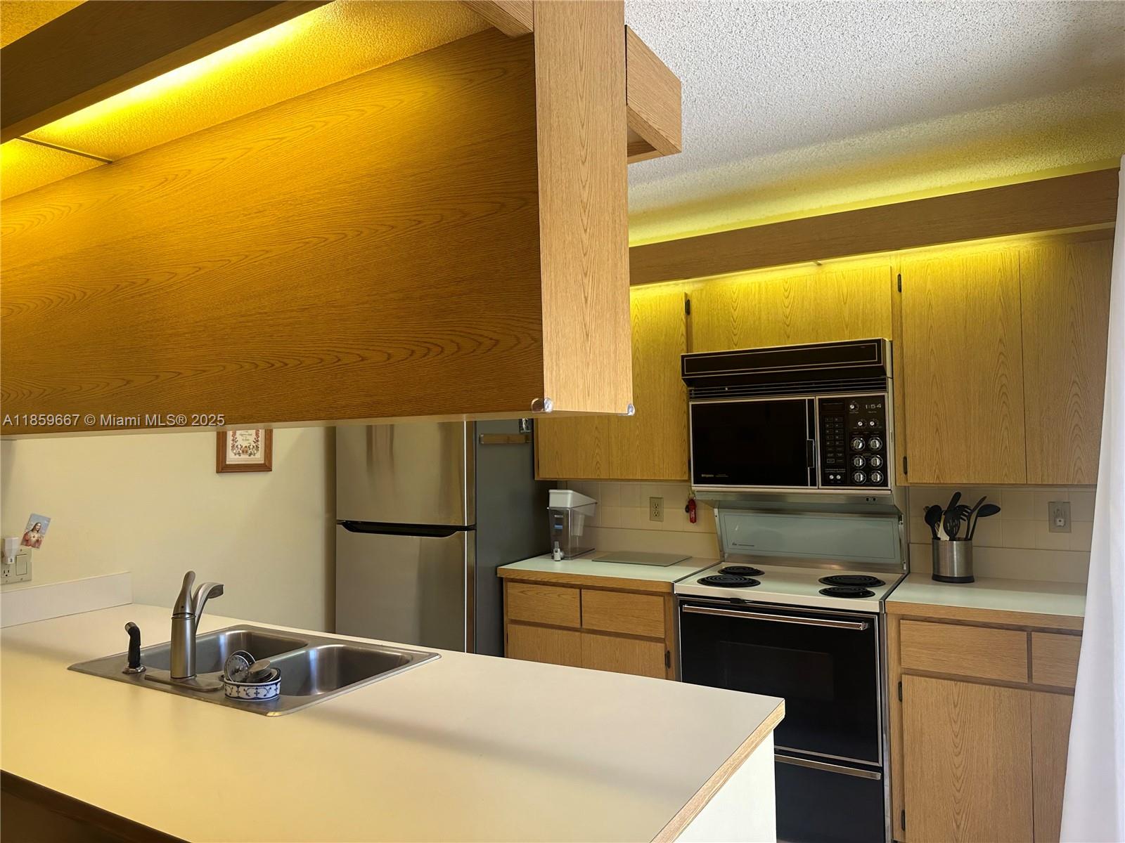 Property photo # 7