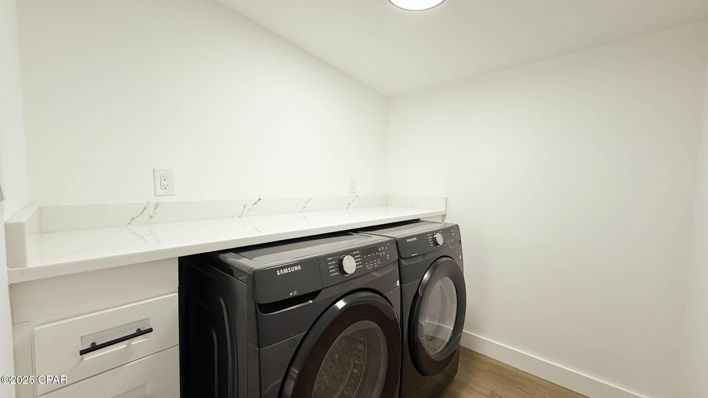 Ynrdwp9sx8f37babn18t606mdndtzd9mqlopiwv5jeu