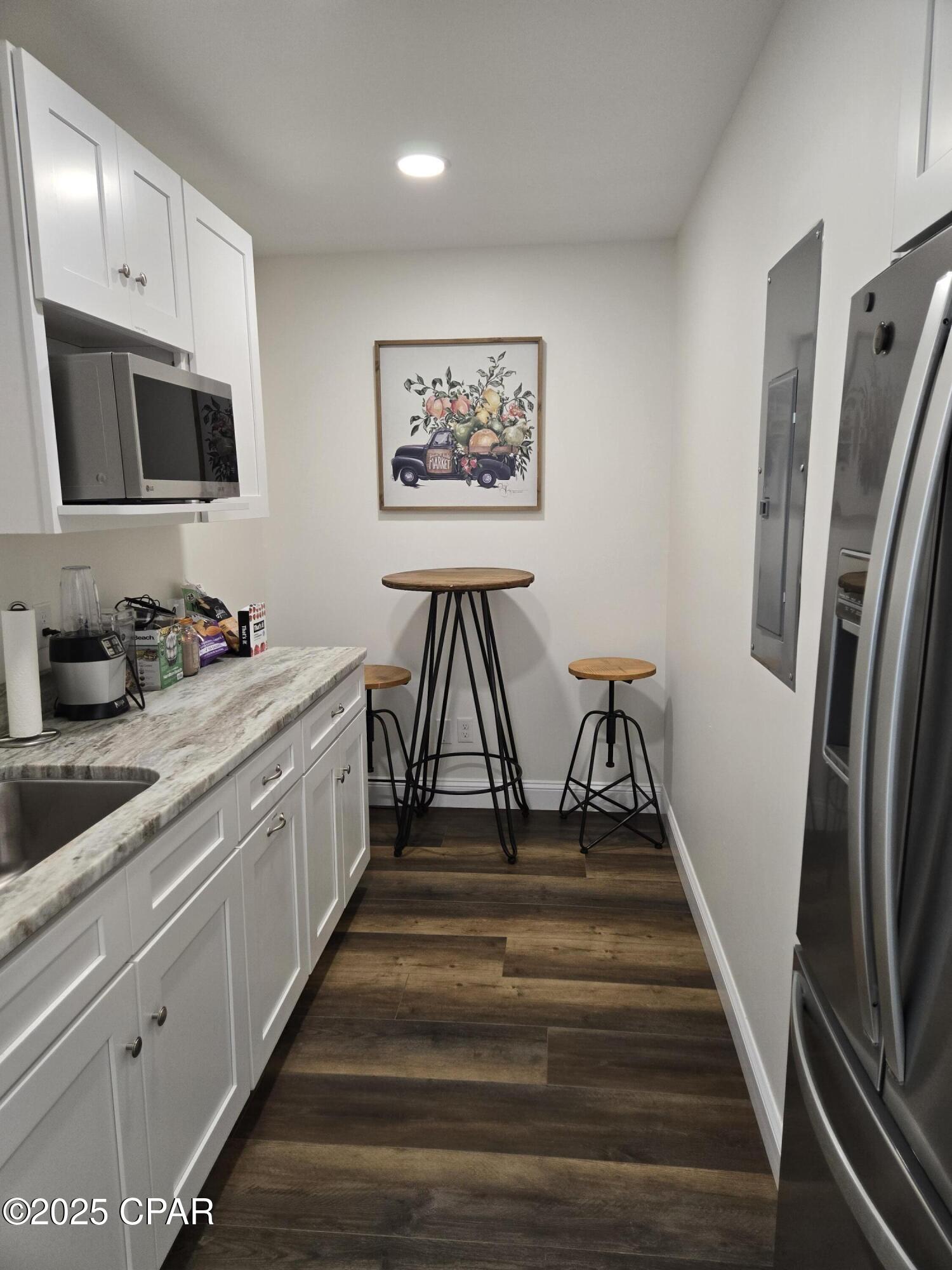 Image 7 For 215 11th Street