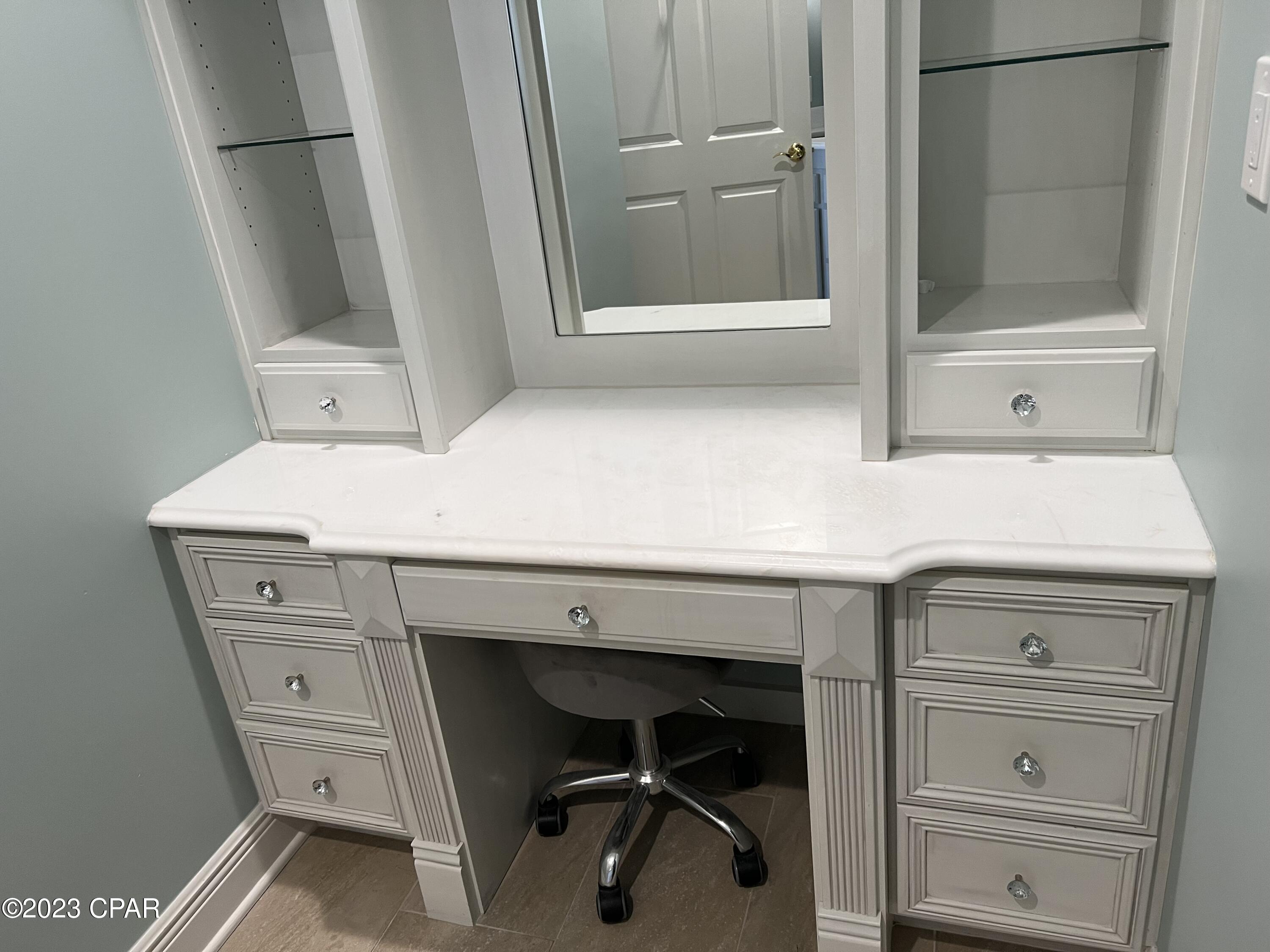 Omdtfb0fzddm2r4la6cjsmozejflp_1pklf0n91rrmw