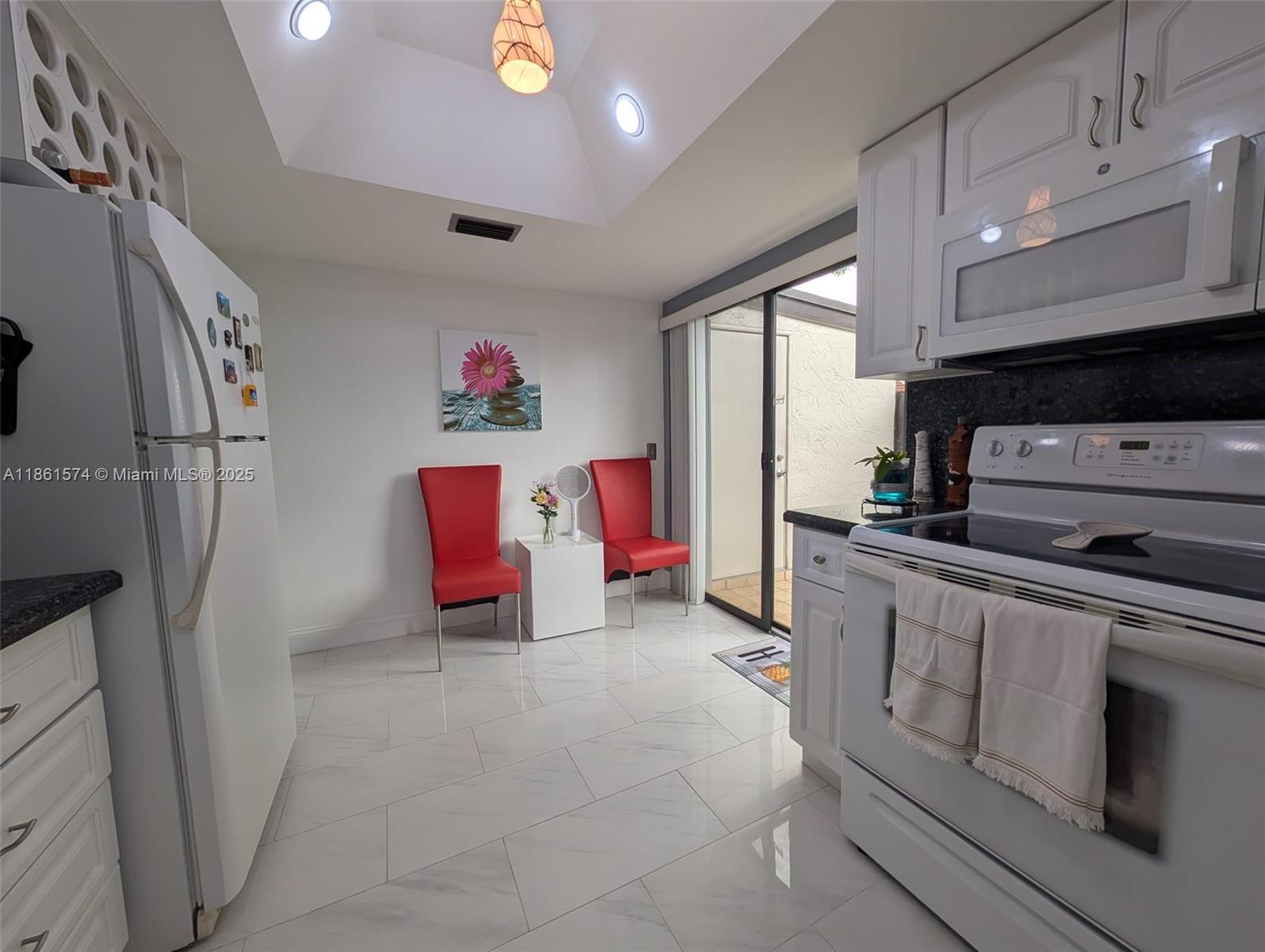 Property photo # 8