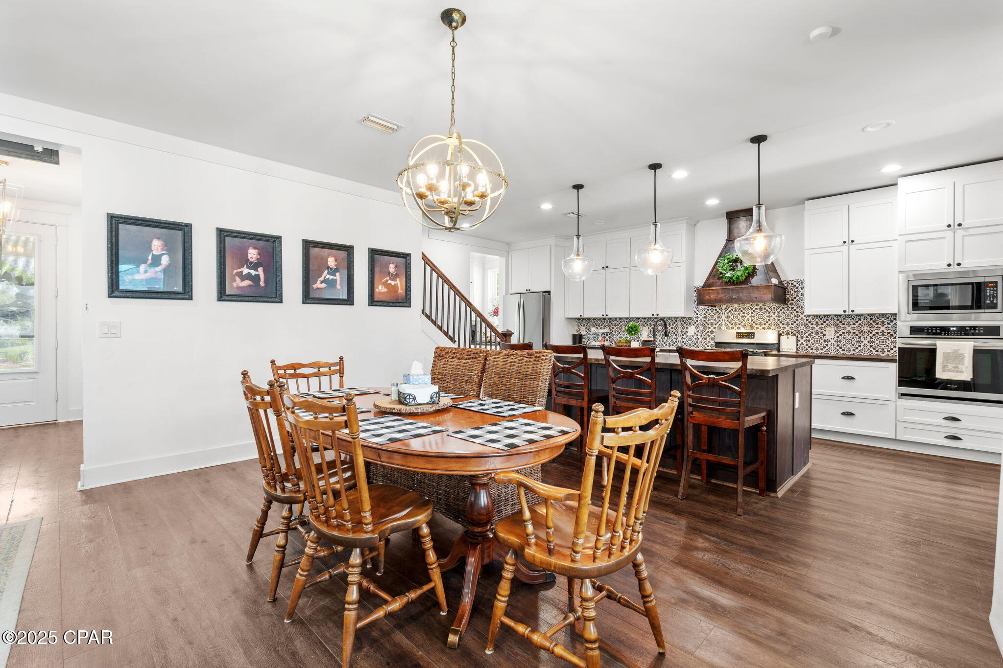 _1hvm7yowmj 8g15trsegnxib8hsz6htg2j0qtt4en8