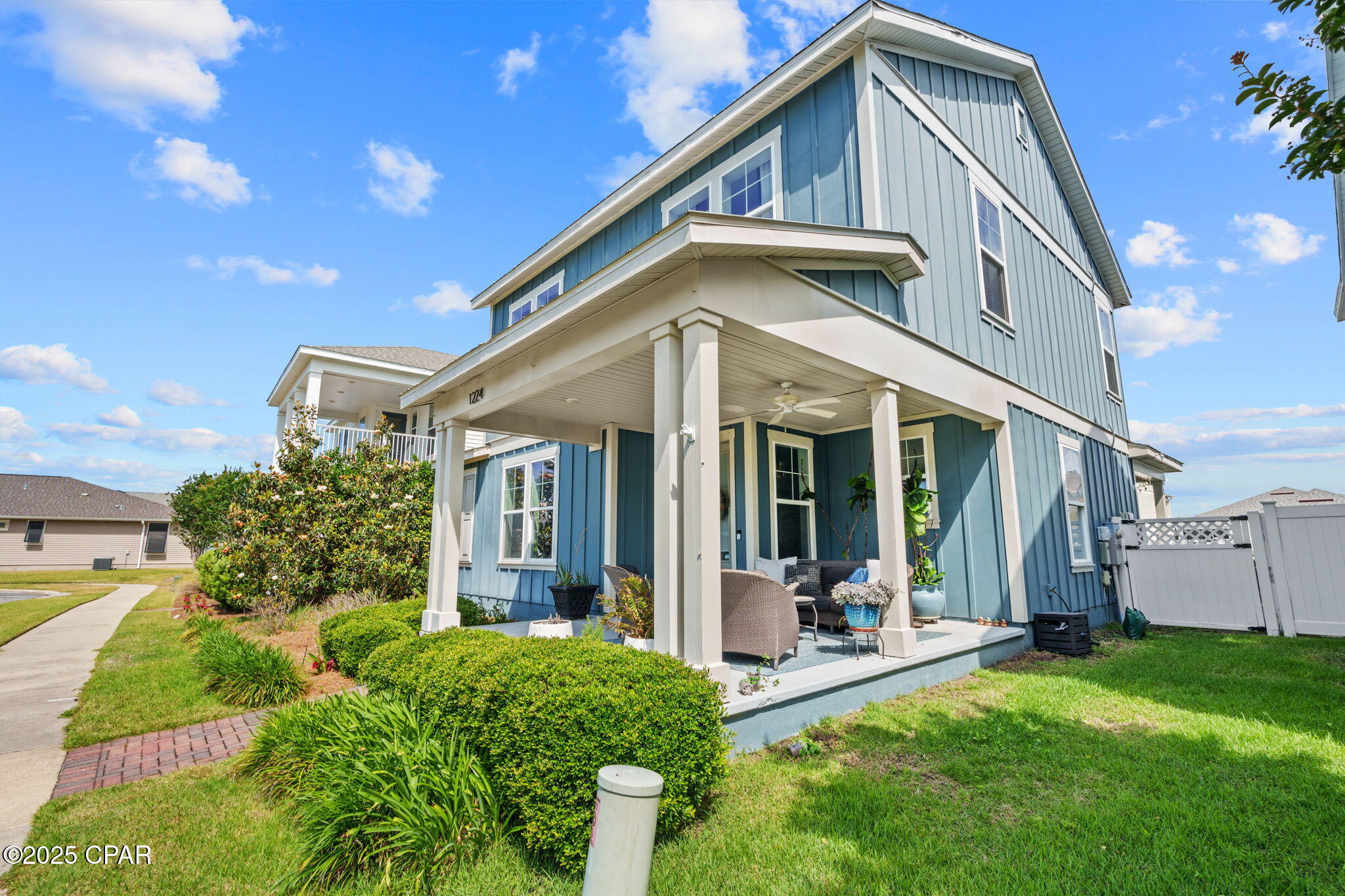 Lahw4sqd Qtiprownznhynr7gb_kfrlsf1fah6c_mow