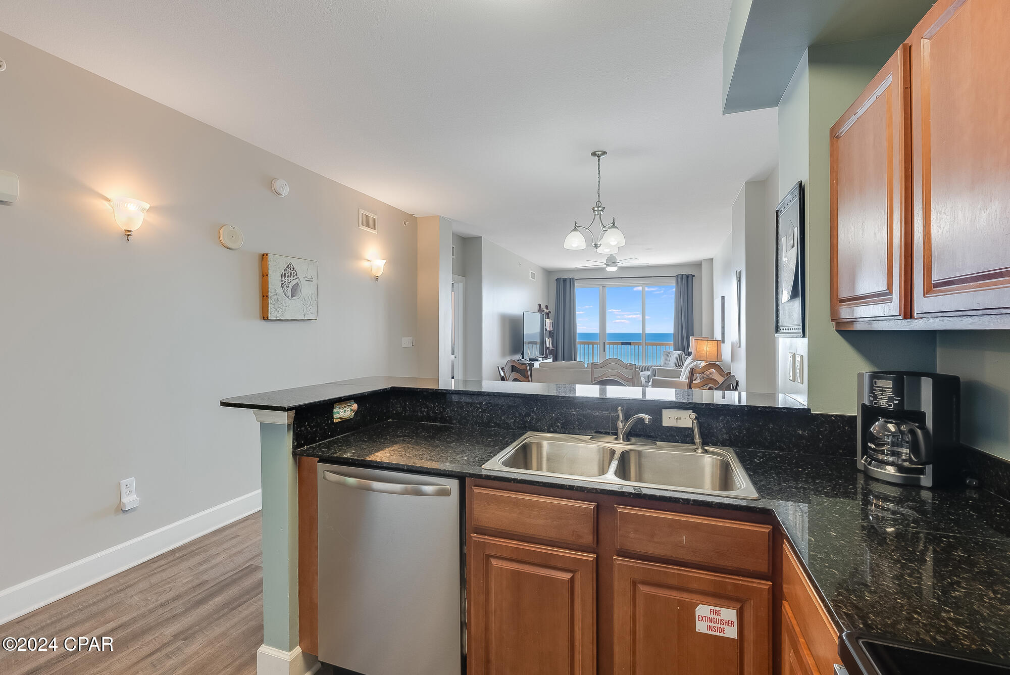 Rrbkwcqrglwaa95en85 U7fgfizdg9cuznfwbj3xrpm