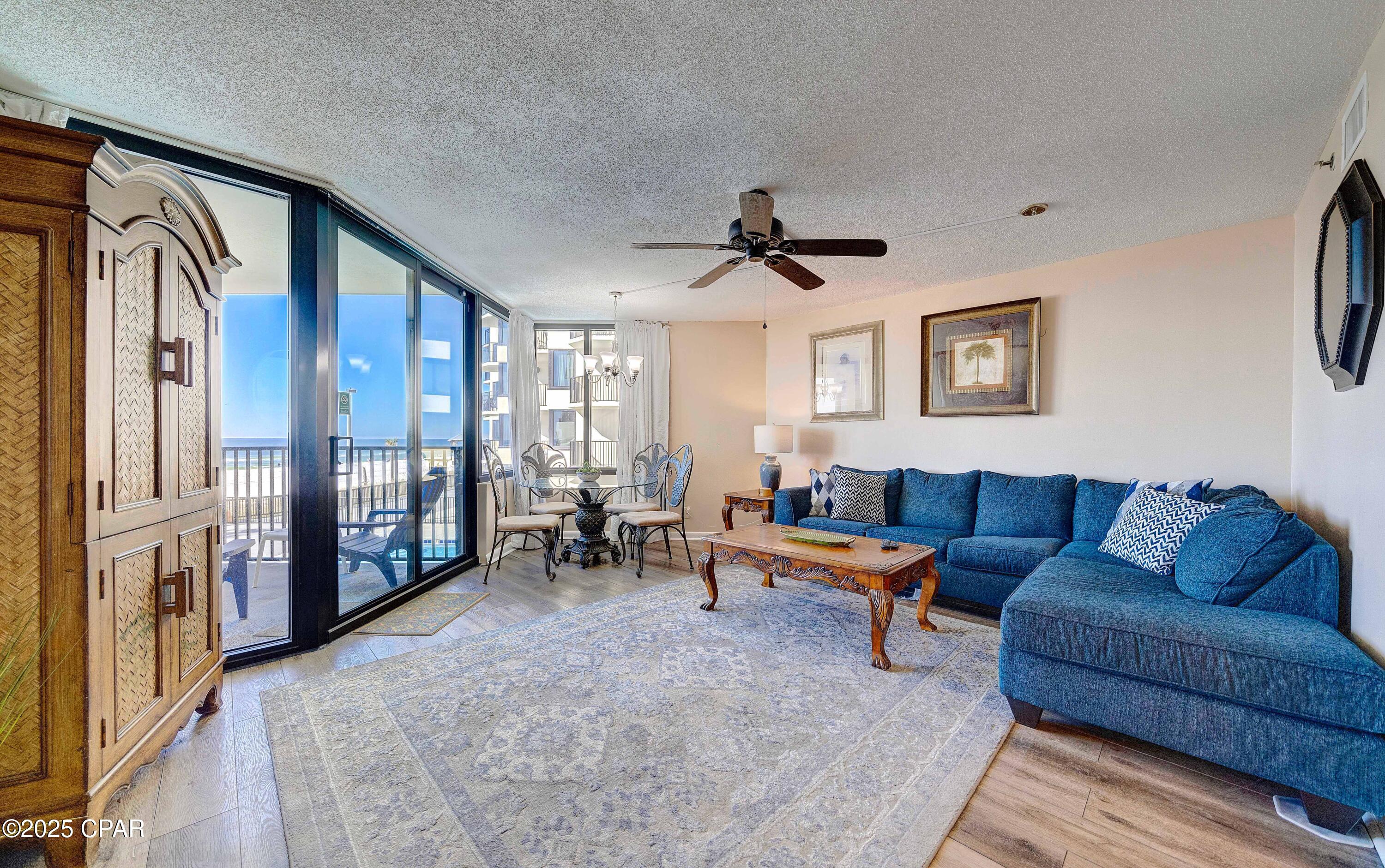 Image 2 For 9850 Thomas Drive 211e