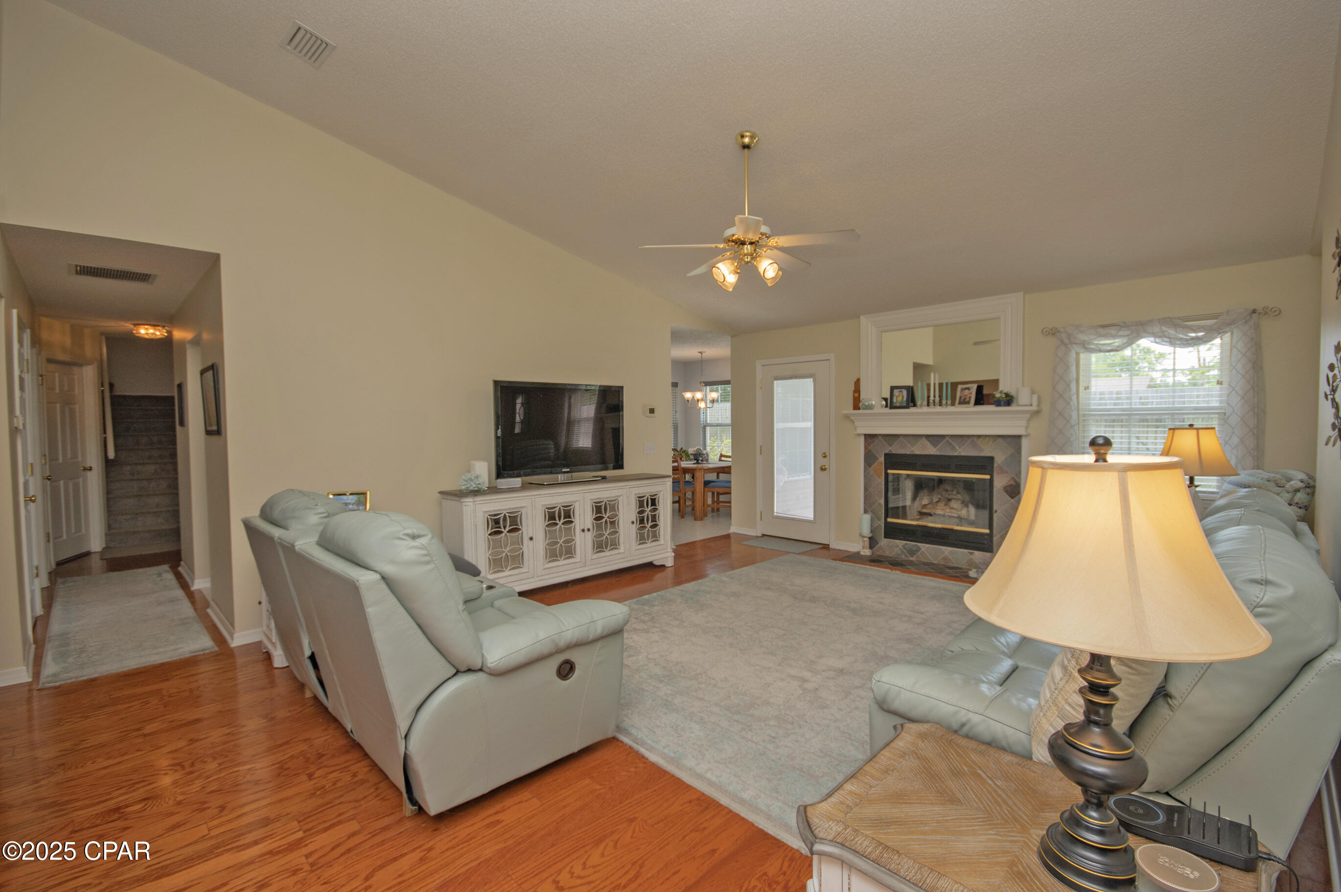 2iezavtywpywlbwuc Rdysteoo8q9_s18cugosi0u_u