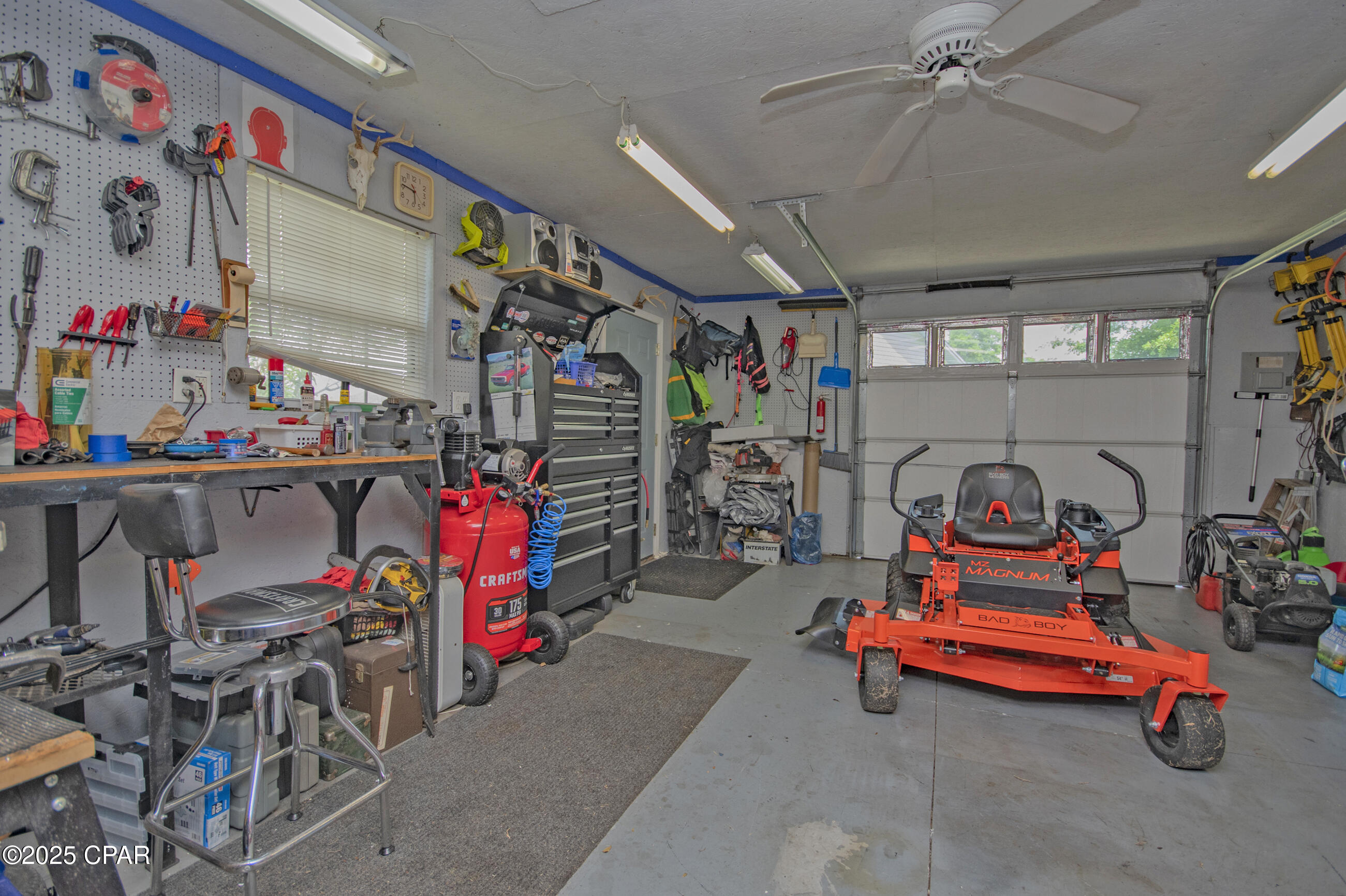 Qtk1yff94wobtyhoqzeblq Yzriyq1y89q7h36n9b7m