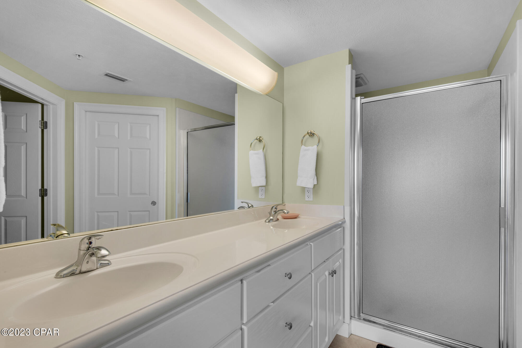 Image 19 For 5004 Thomas Drive 2210