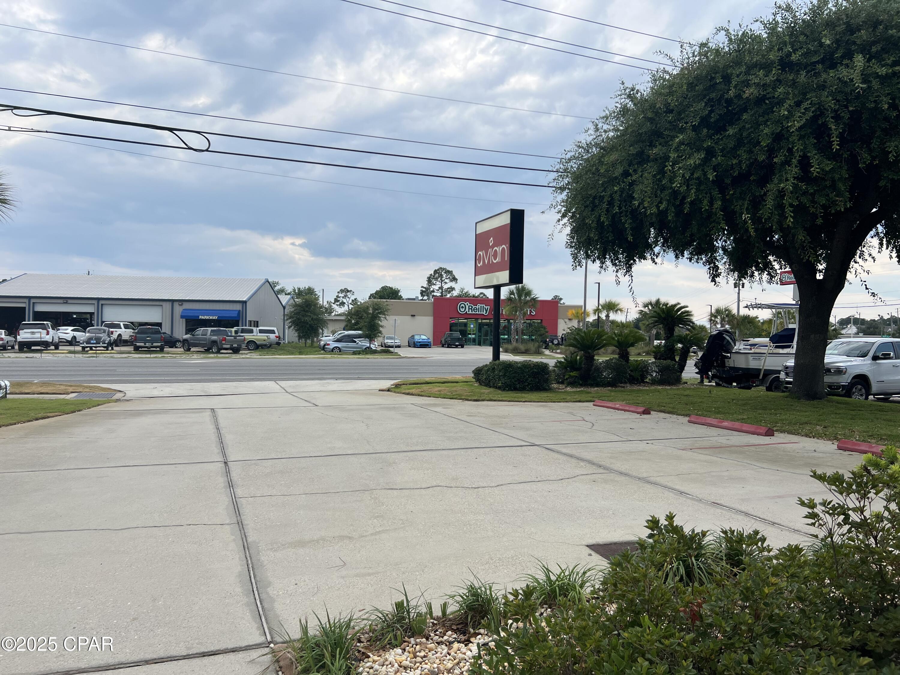 Image 4 For 1813 Thomas Drive