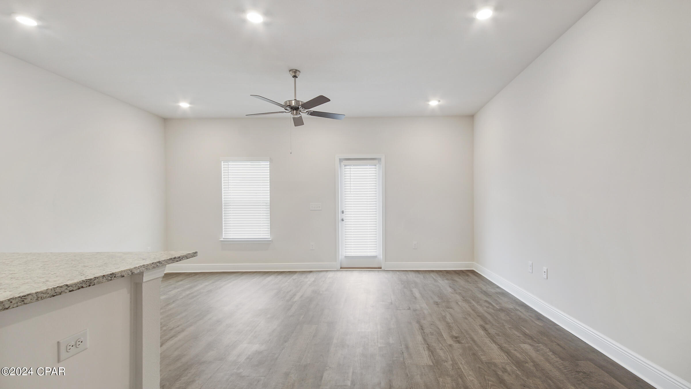 McV26fz4oqydszlfupdvlaa_eswb4ctxra99p4vq99o