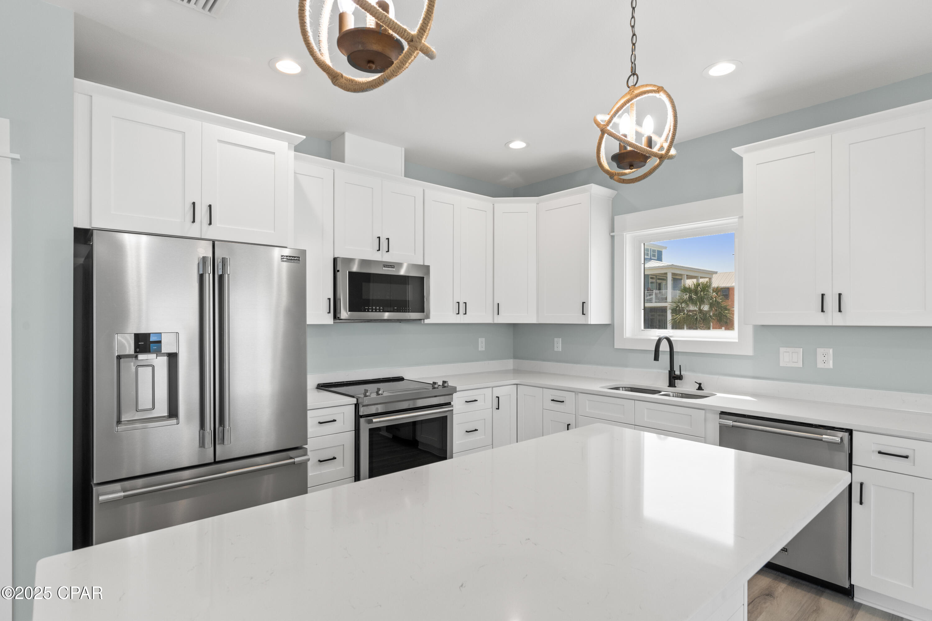 Tqz8fh02q4dp5avaks Adtraz_inryqq6900fykurfs