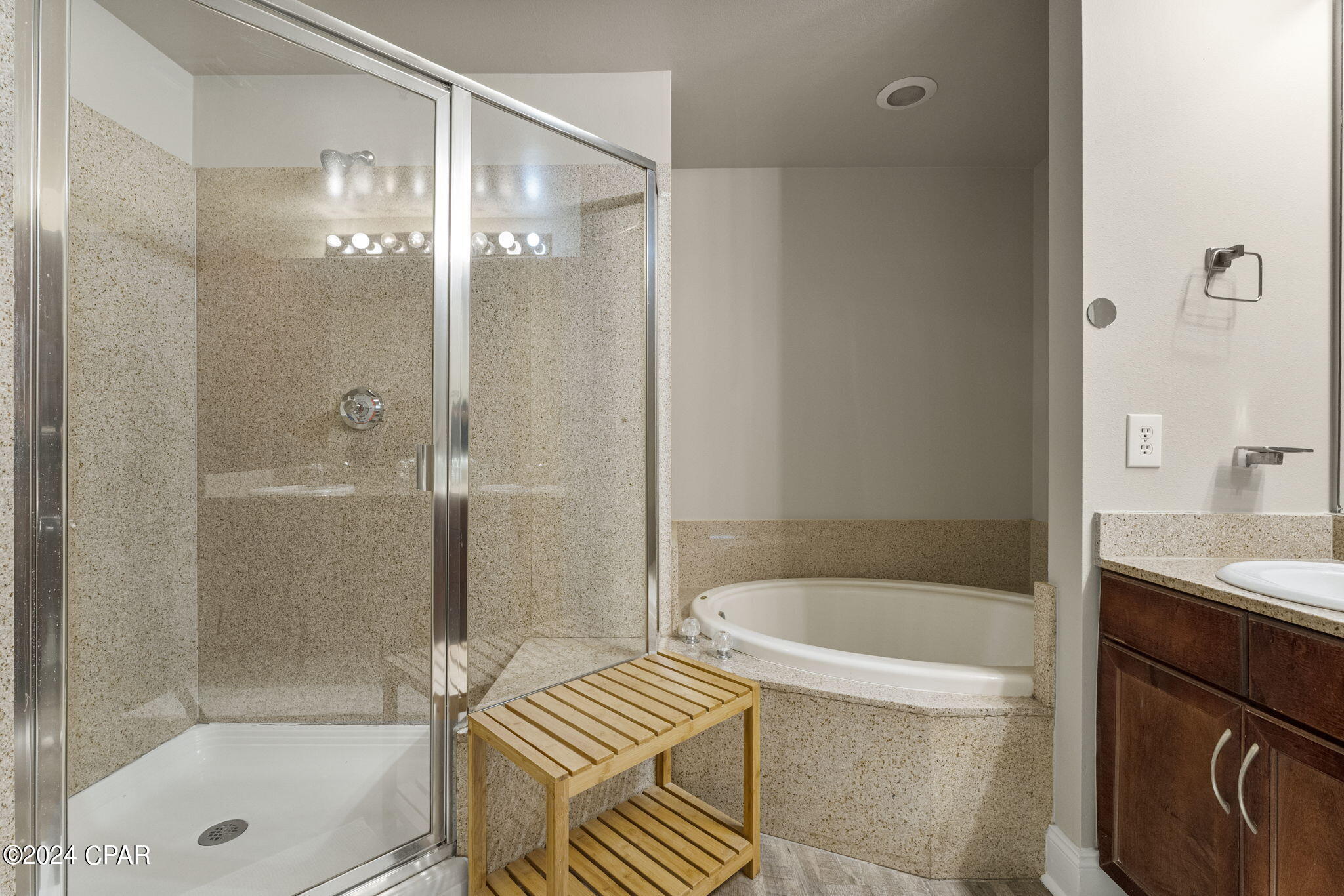 Image 11 For 9860 Thomas Drive 1126