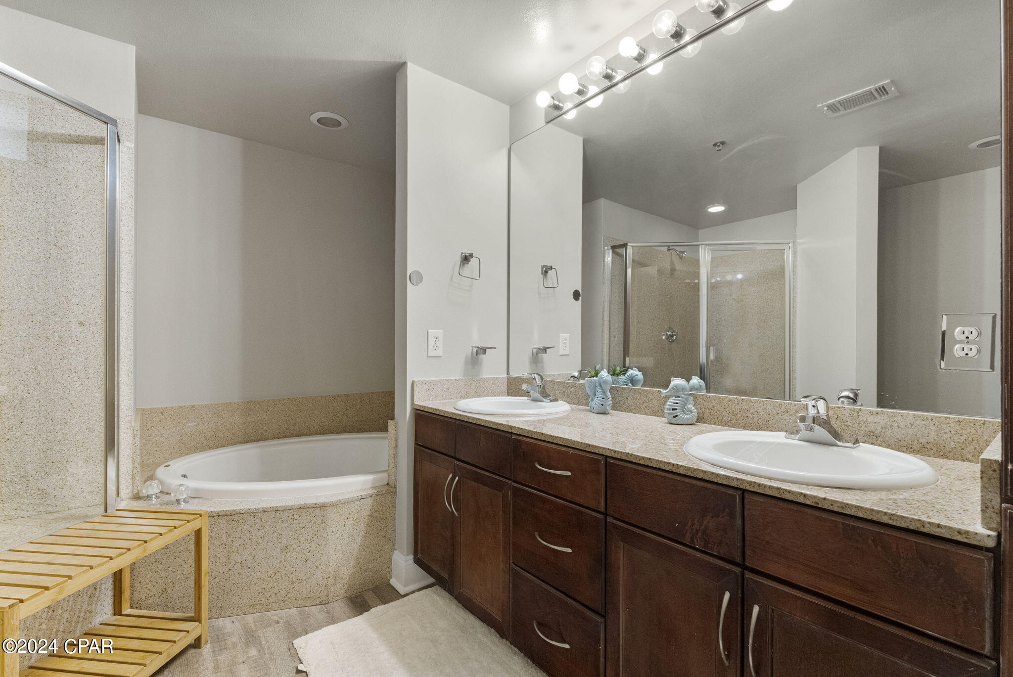 Image 12 For 9860 Thomas Drive 1126