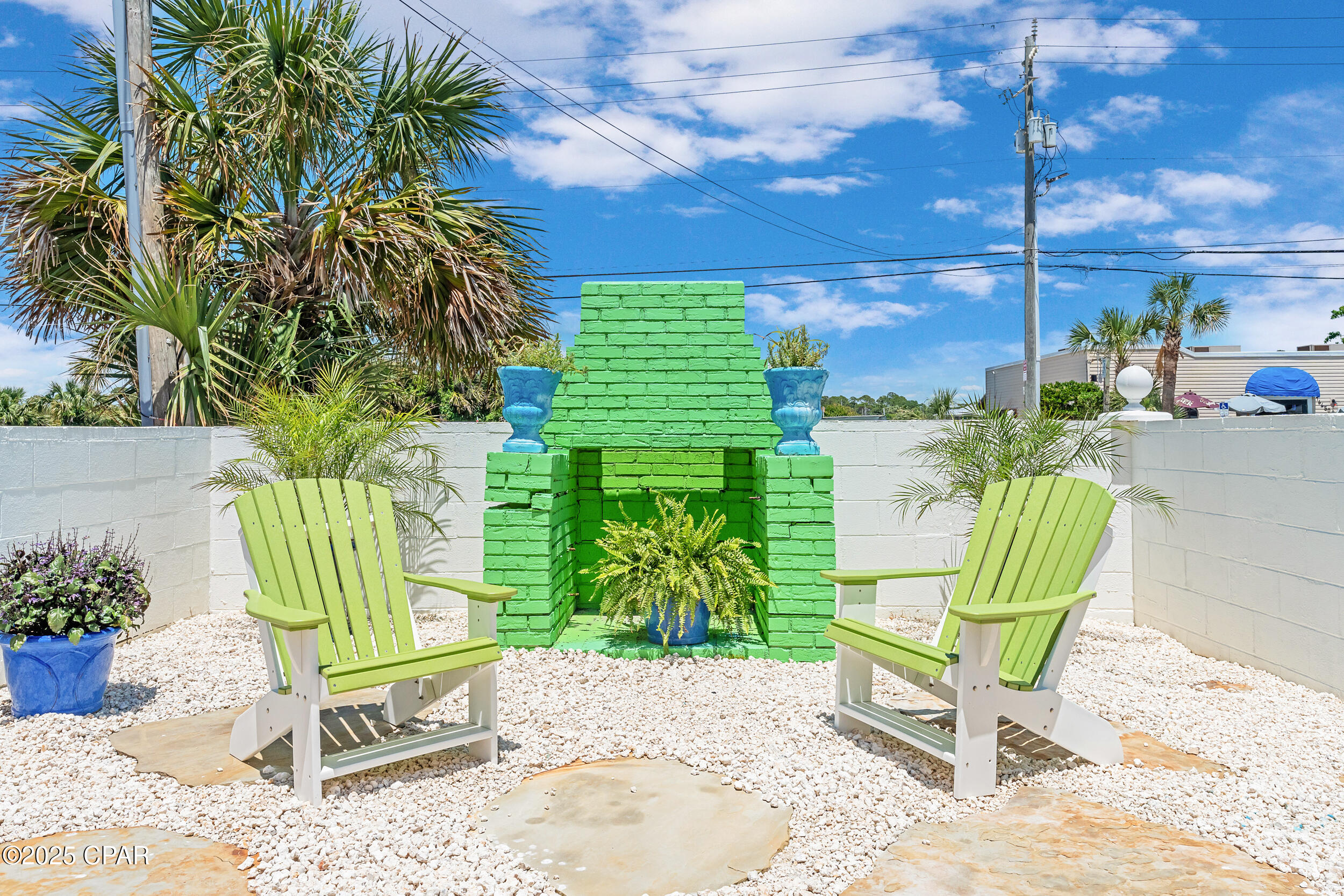 Image 36 For 16519 Front Beach Road