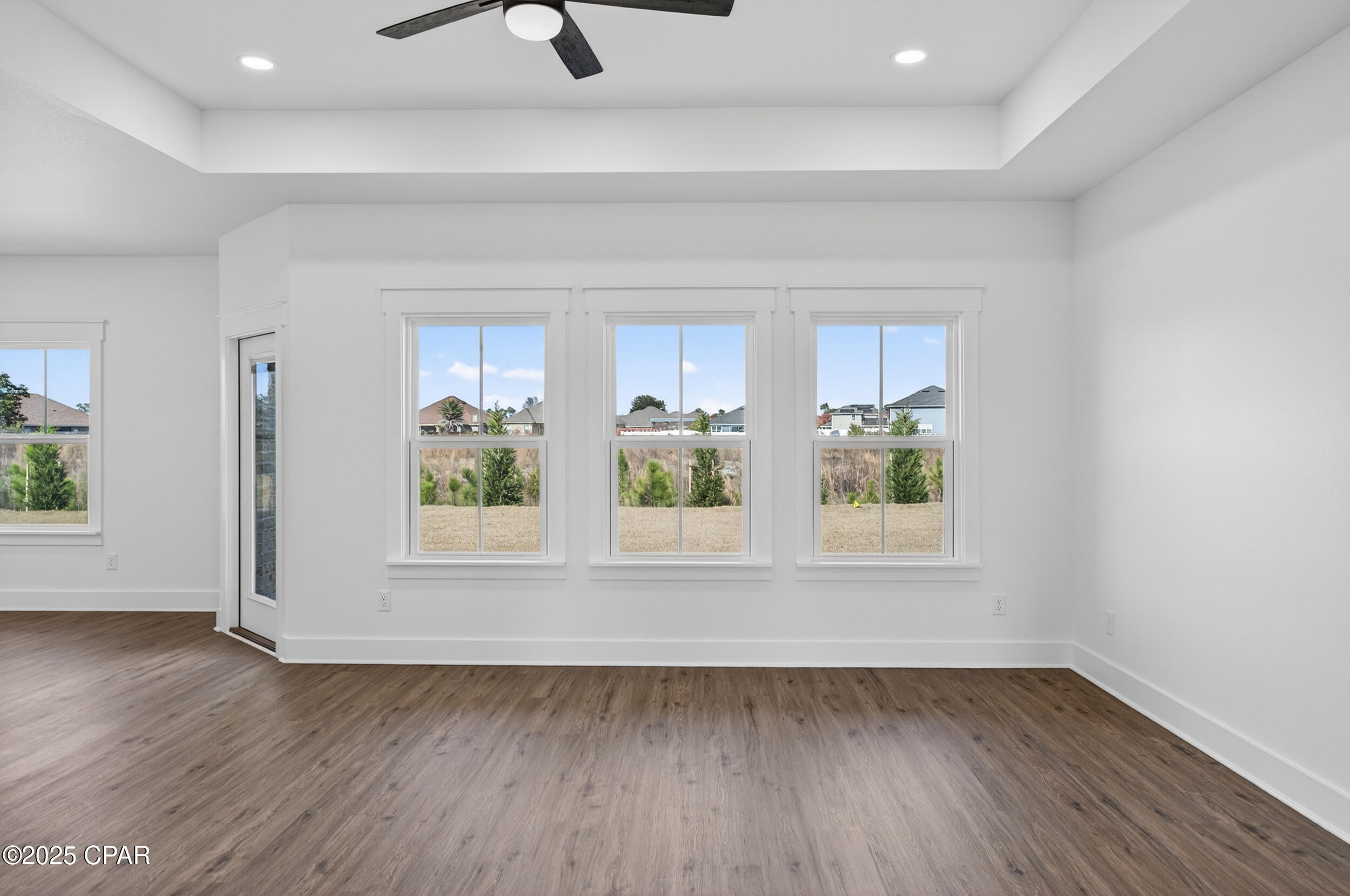 4prlj Z0zcmv6suuwxnwnh0bjzlht2kmpdn__dwguri