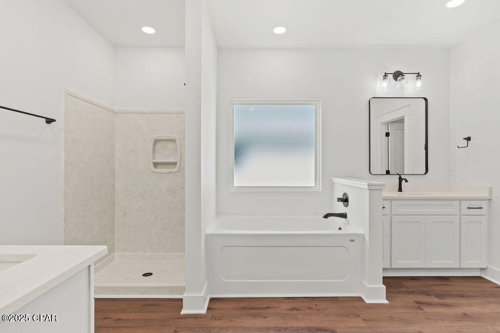 Zr Cd_sielvqqnks_yz7g8_lhdkdphu22qzxatsdl0k