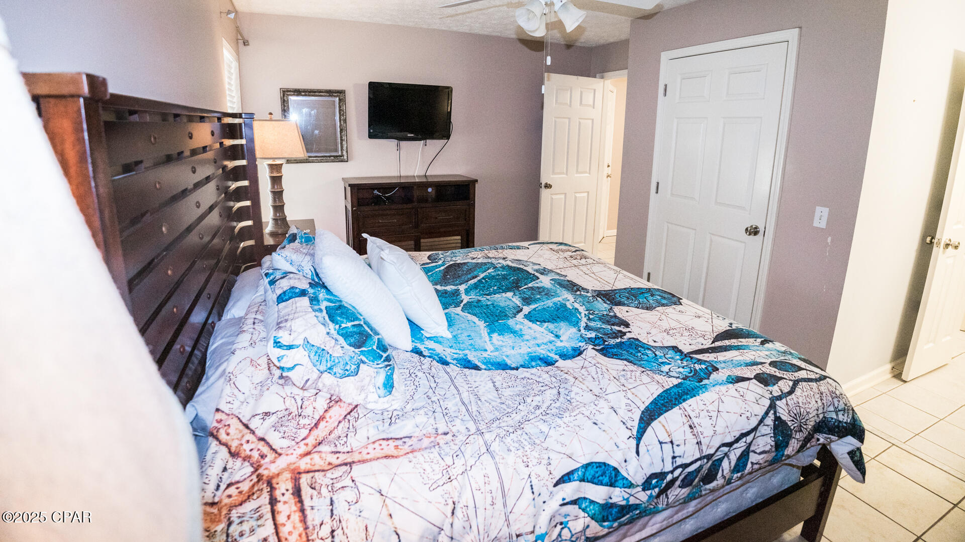 Image 21 For 17462 Front Beach  60202