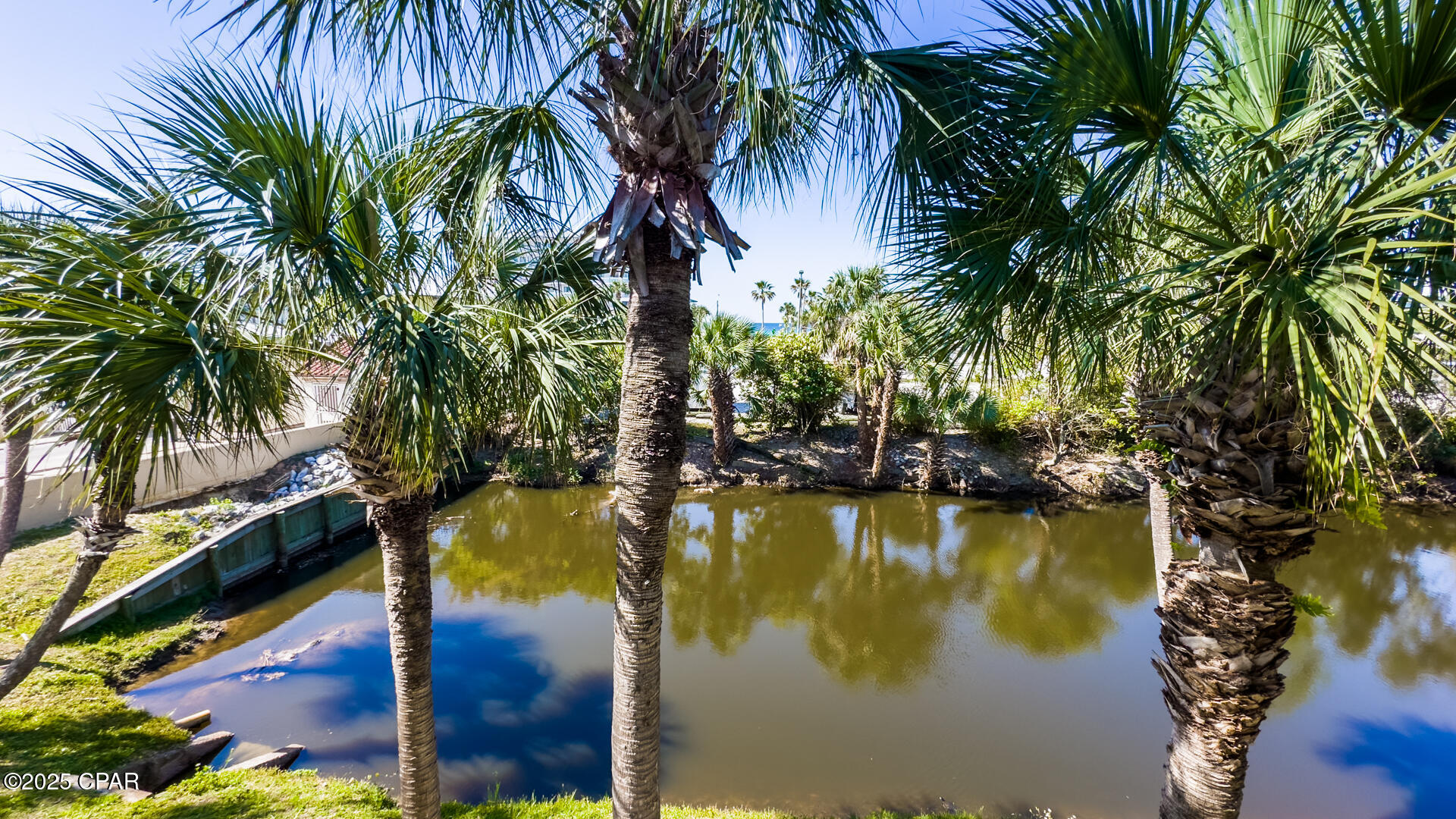 Image 35 For 17462 Front Beach  60202