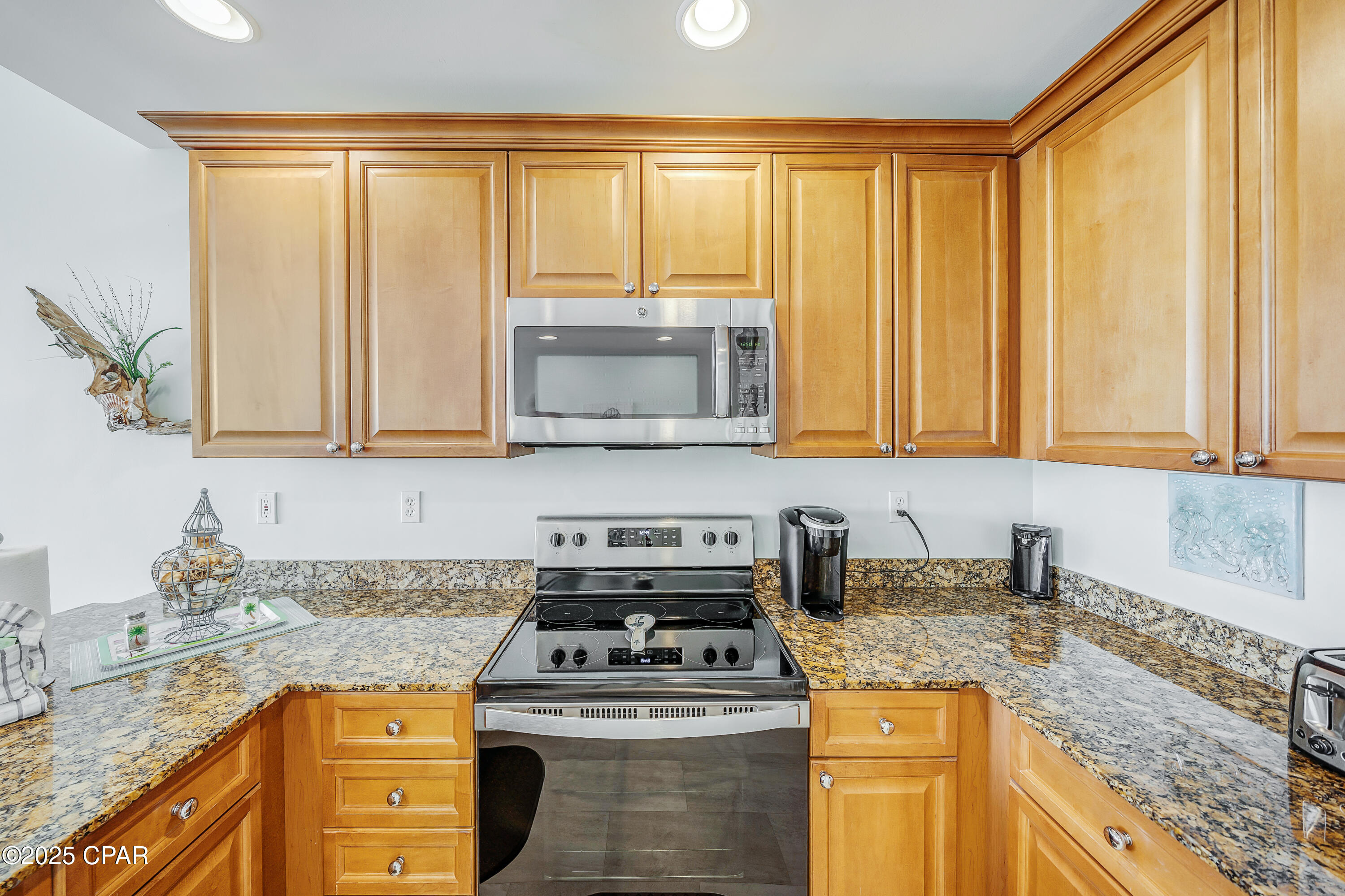 Ot7jdhrnxiy3c7g8igsoysweku9didxxj5qcdaax Eo