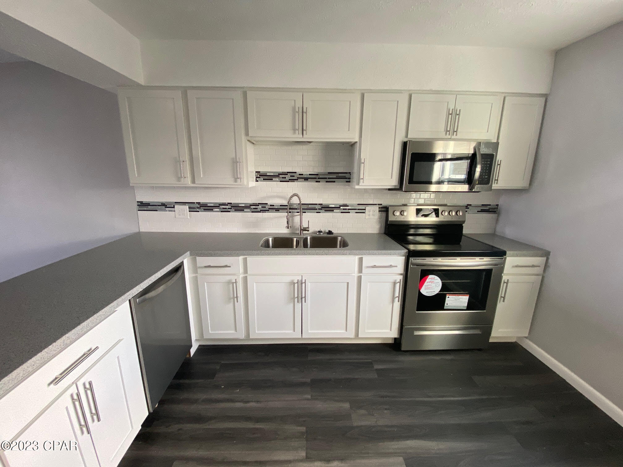 Jjq Firg1mzg_ybshtxzmnlx7ujrwg7fgeqn3qrxrvq