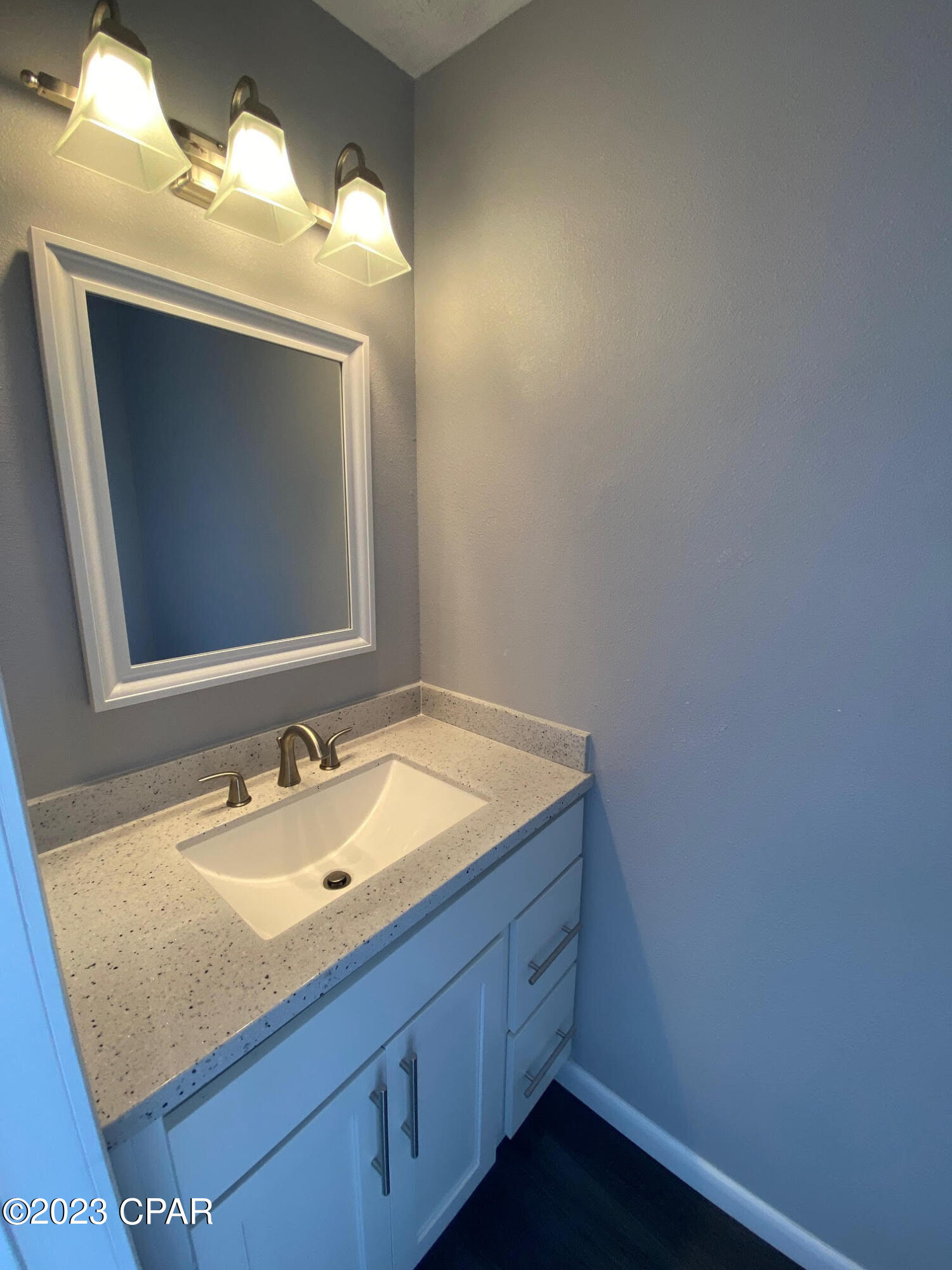 8jddpogsc4q6kfzu7zzlh3dmjjl9h_1wo5e Emu2cuu