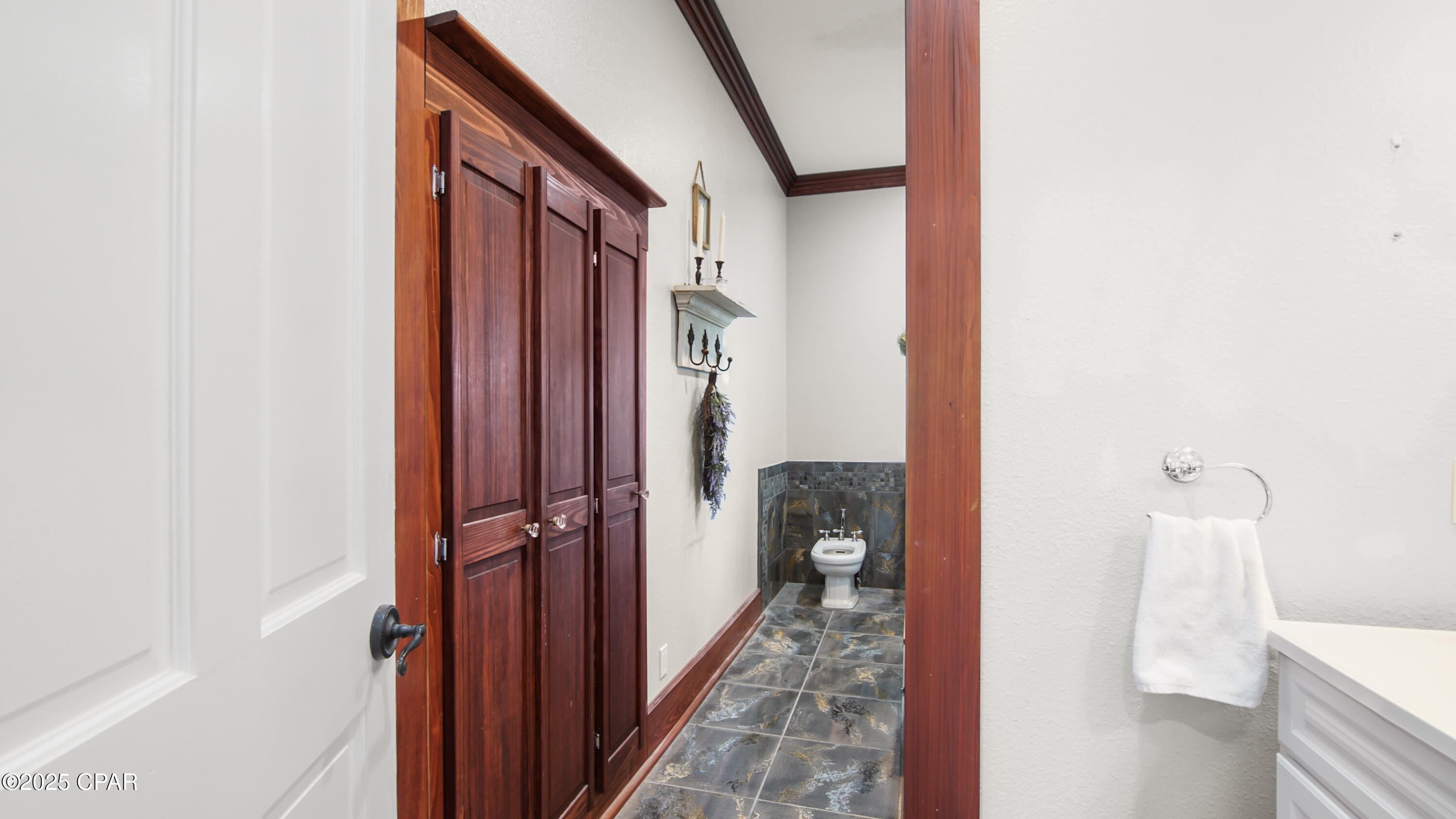 L9t5yon0cih 8qv2zoqbsvogiiw6tcmm U5anrqe2m0