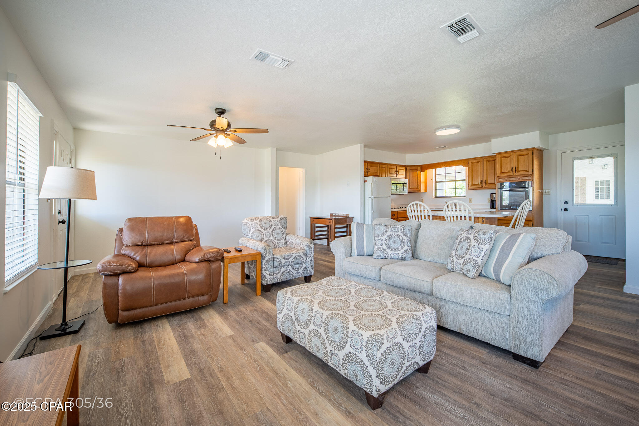 V1brqjuwigrekgimrarwzamasuewc8abxhg Xzmnrdw