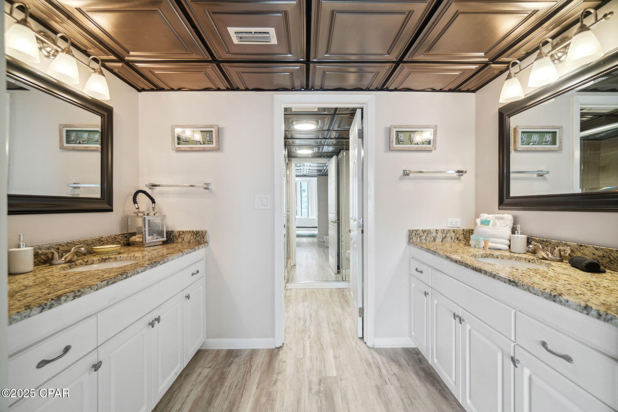 Wkx_qgk5o_45na8kfditfeizck34fc920vpg4yhhxeq