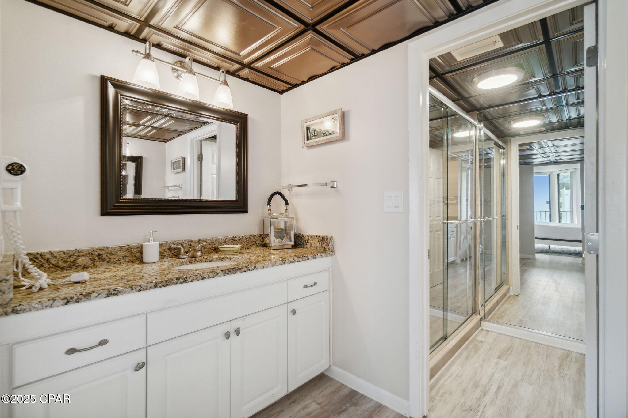 Q0nlakiecqngwauzf _cfqi69nottxhihl P X2qgwy